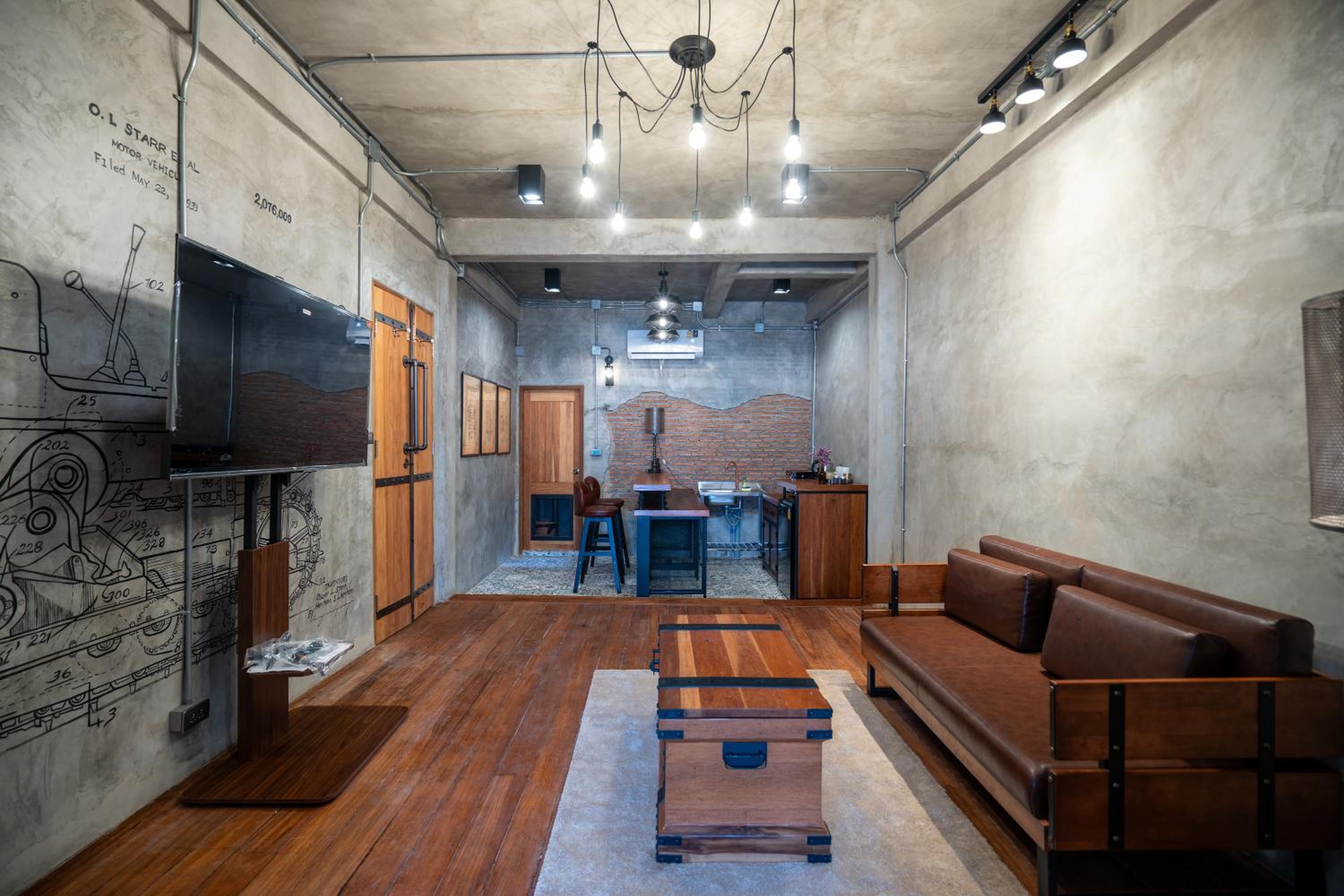 House of Machine Boutique Hotel