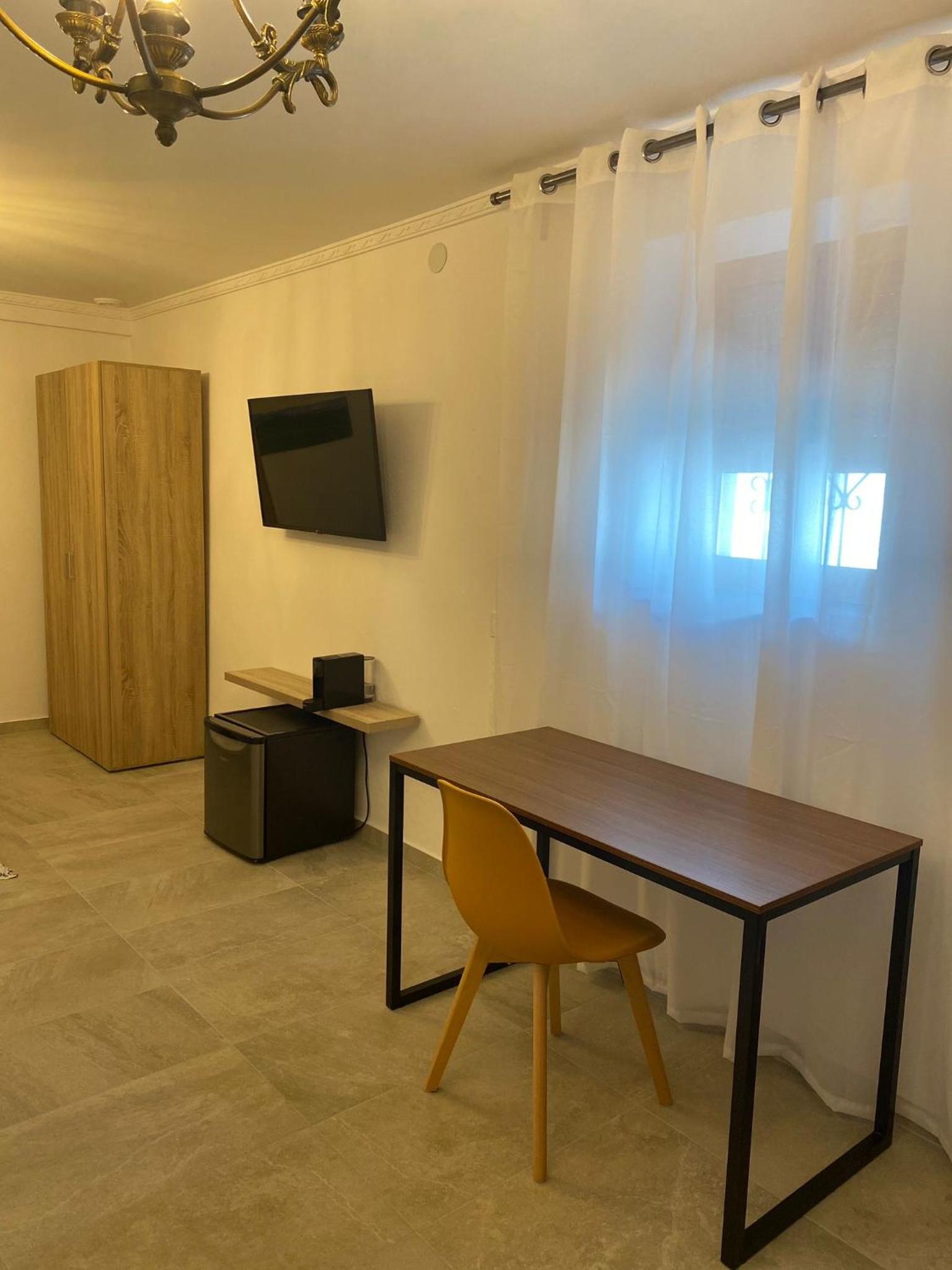 Suites Benalup Centro
