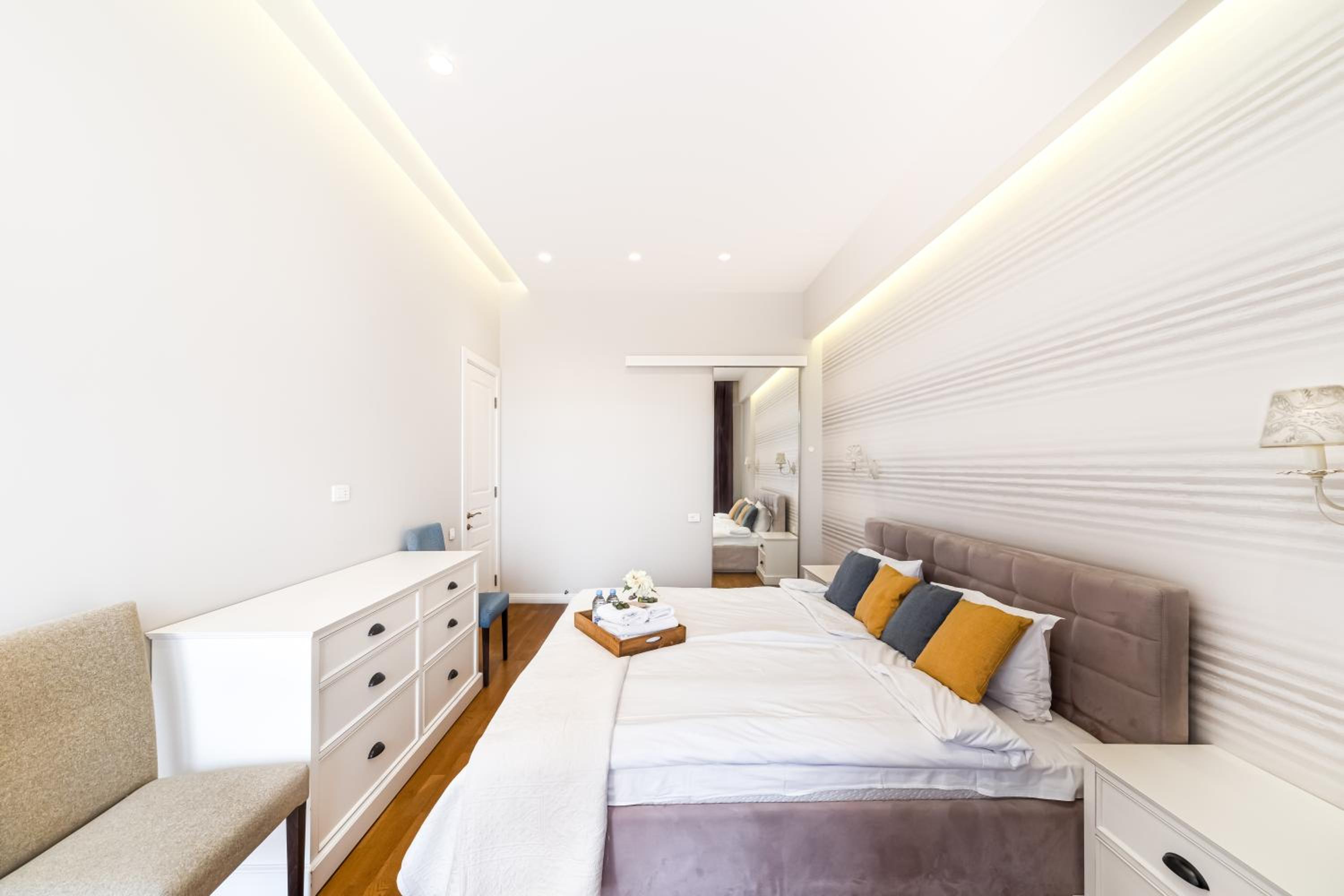 hotelise I Soho Apartment