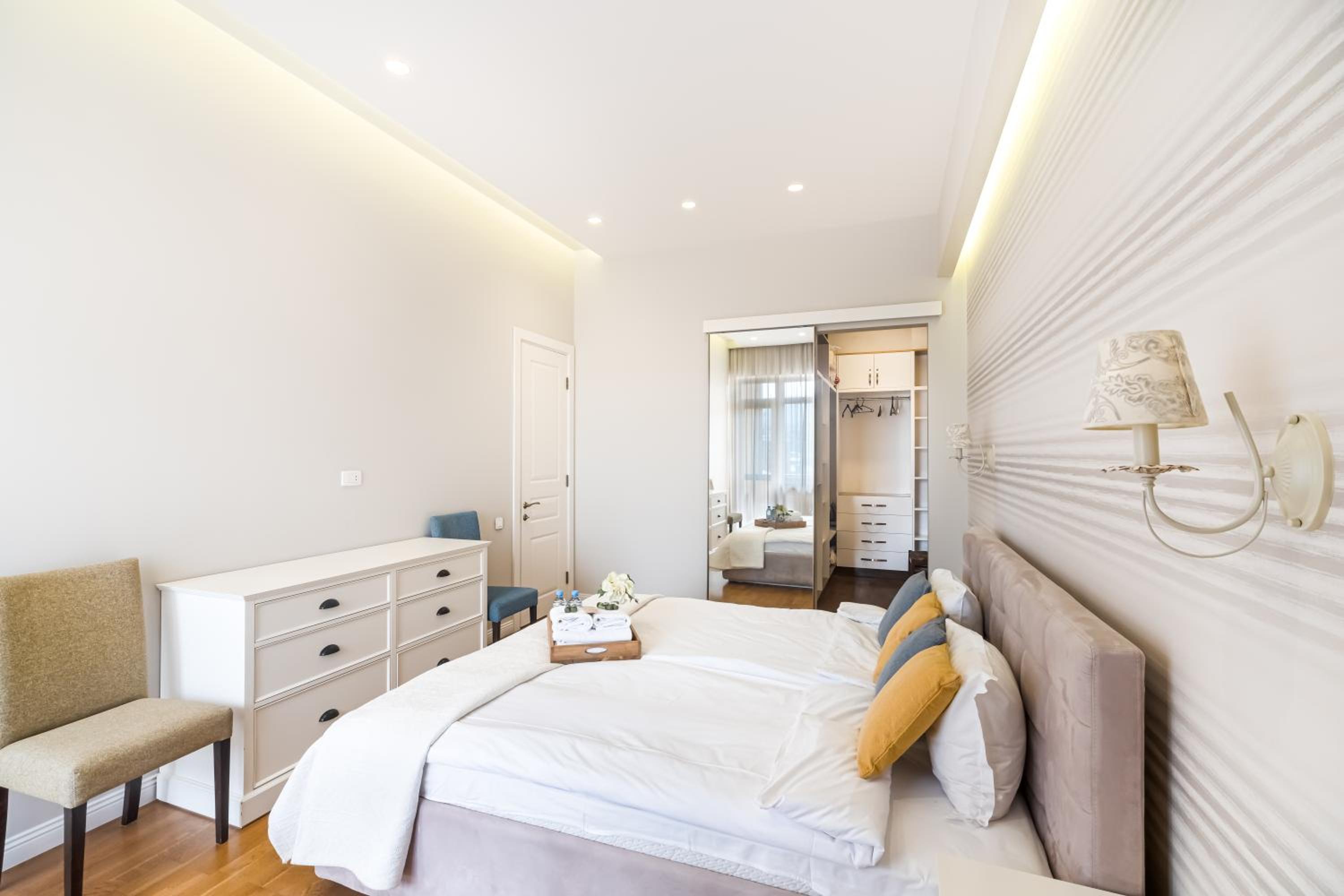 hotelise I Soho Apartment