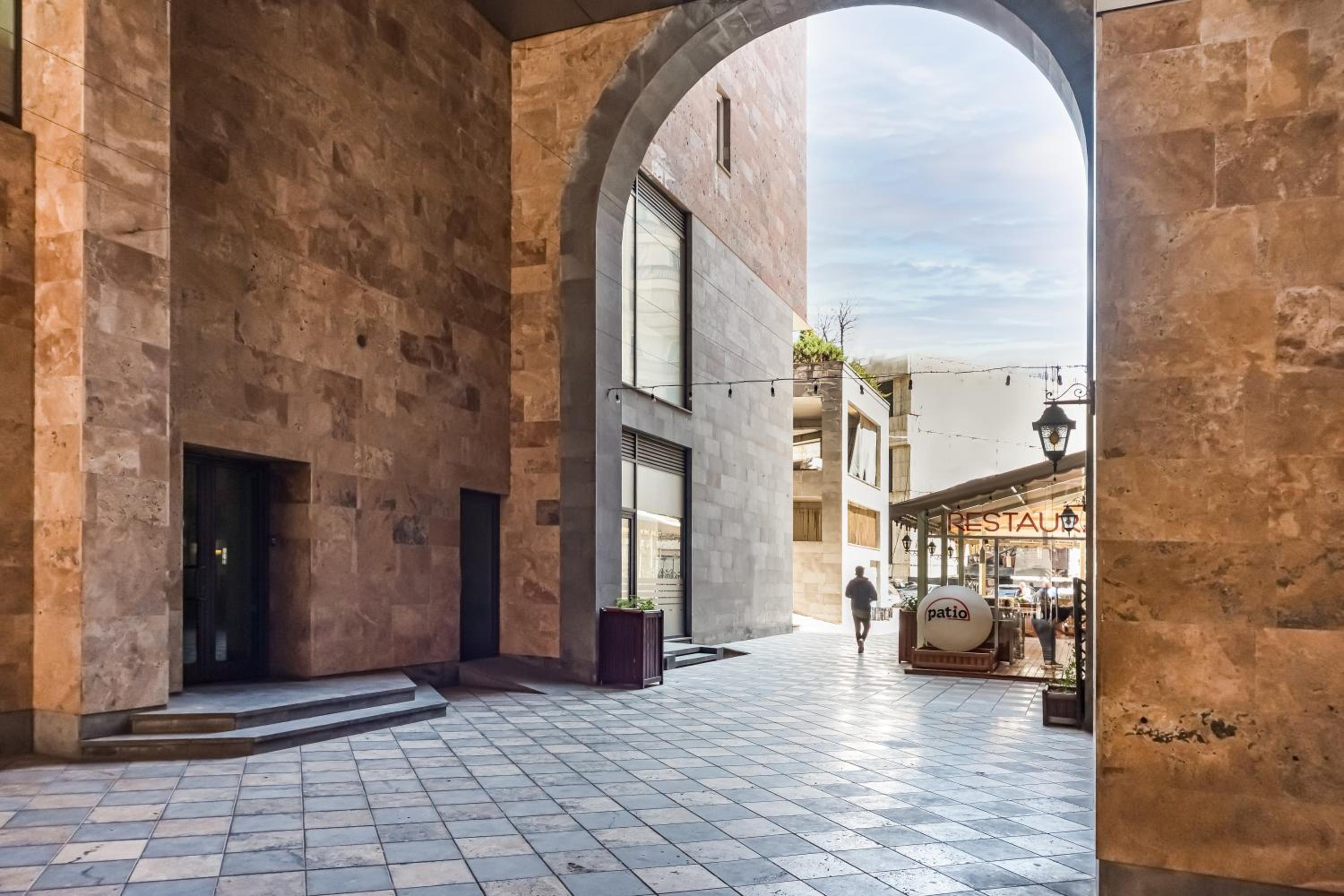 hotelise I Soho Apartment