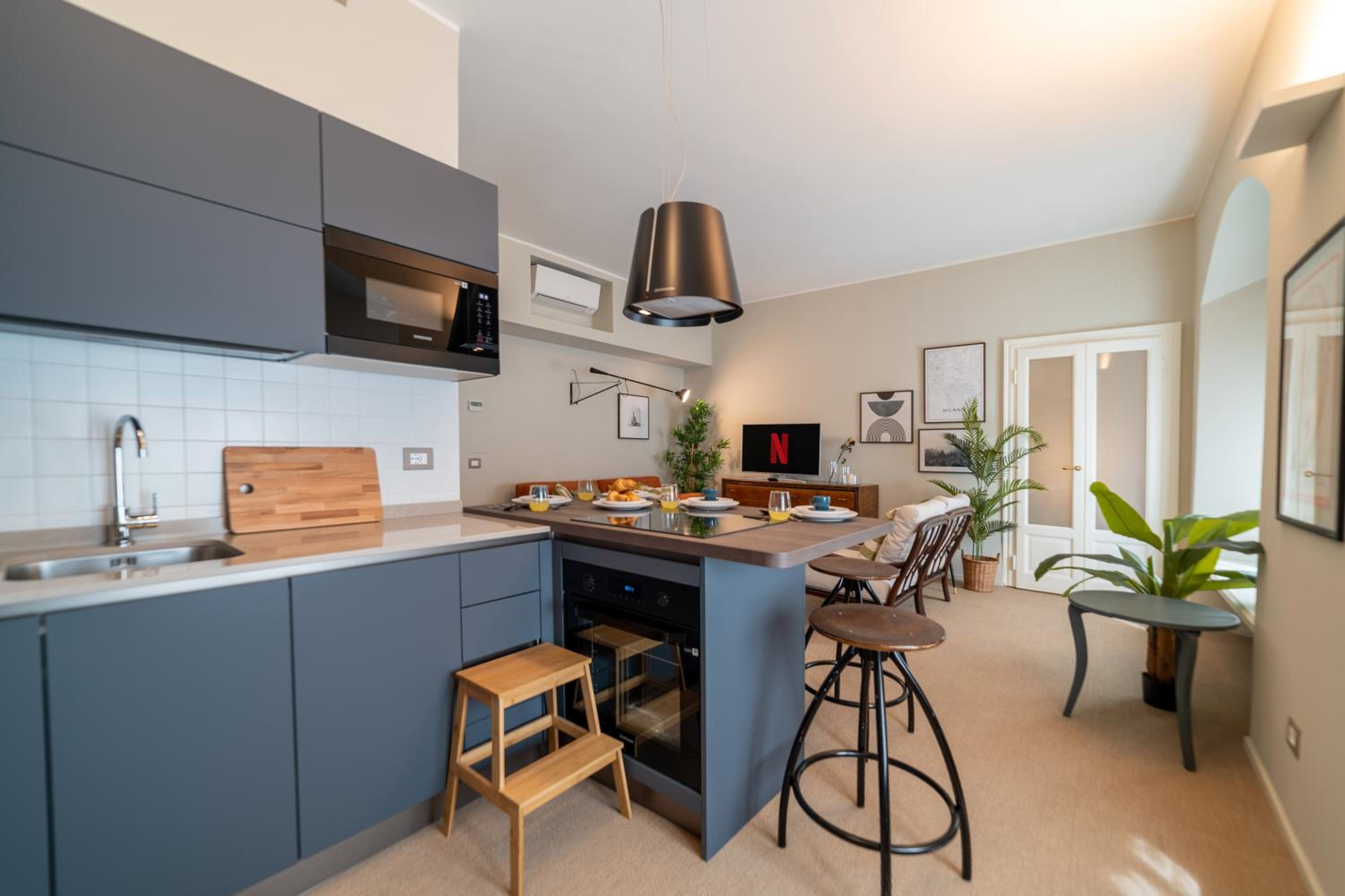 Luxury Apartment Brera , Central Milan