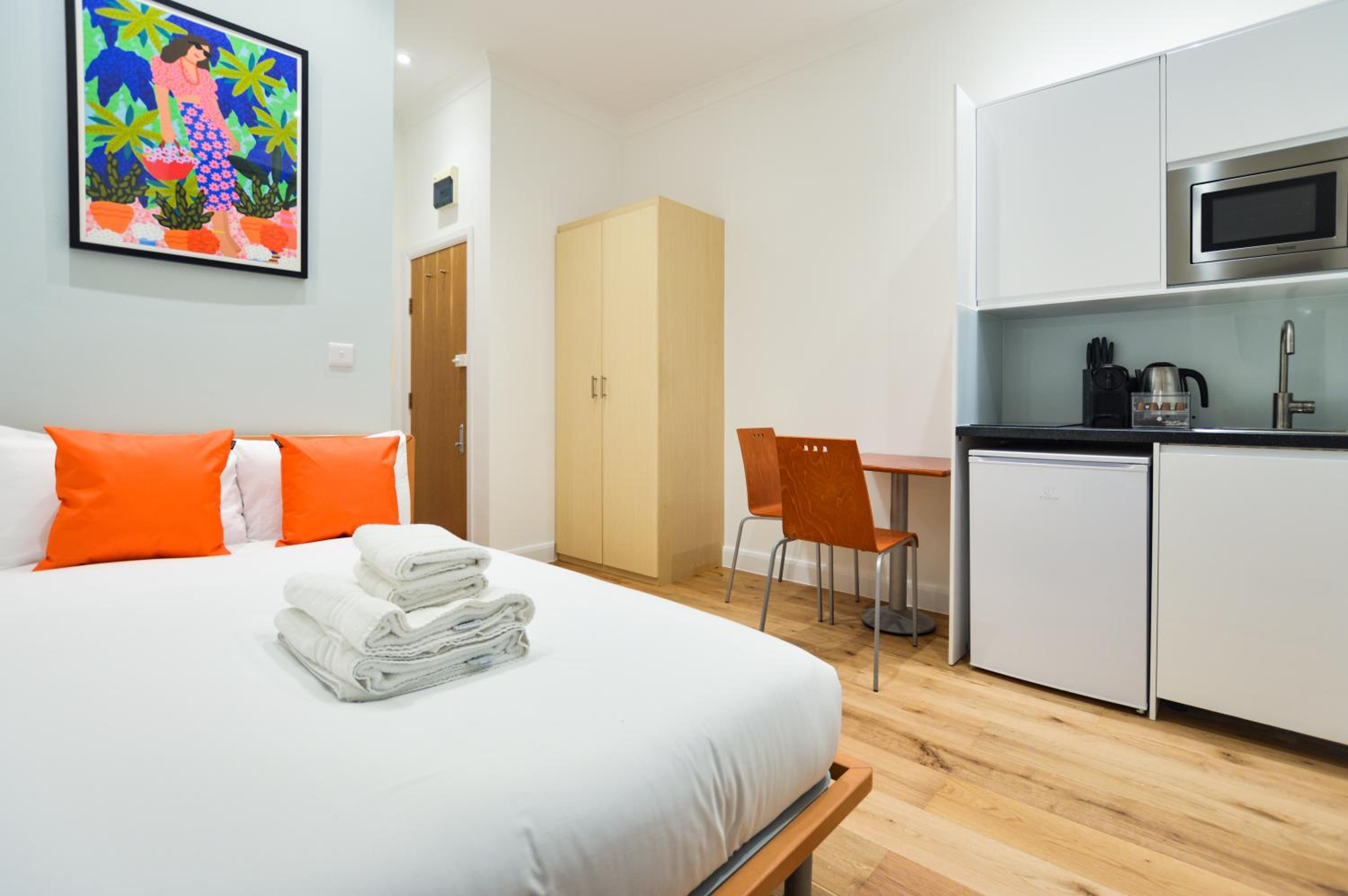 Queensborough Terrace Serviced Apartments by Concept Apartments