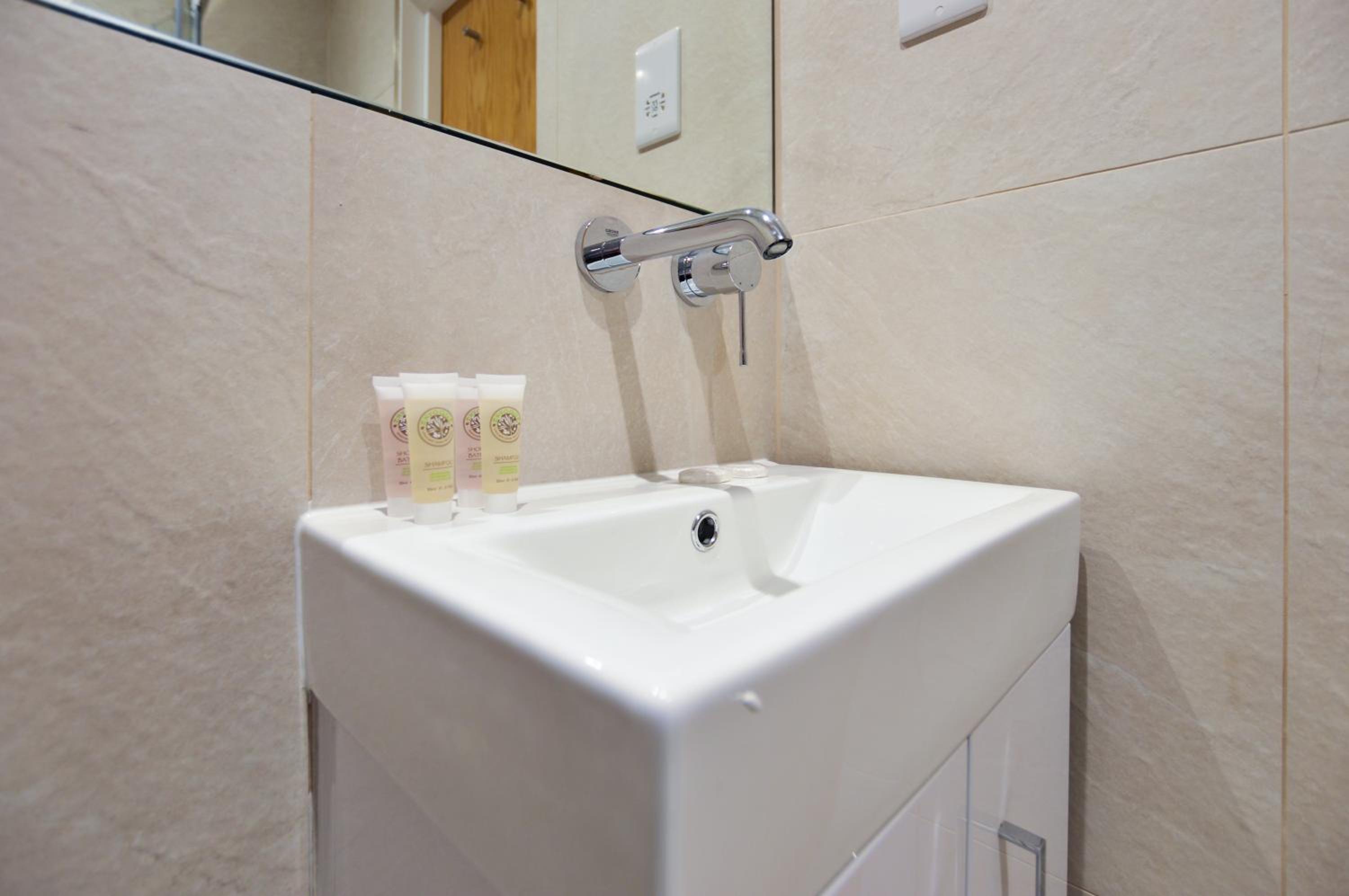Queensborough Terrace Serviced Apartments by Concept Apartments