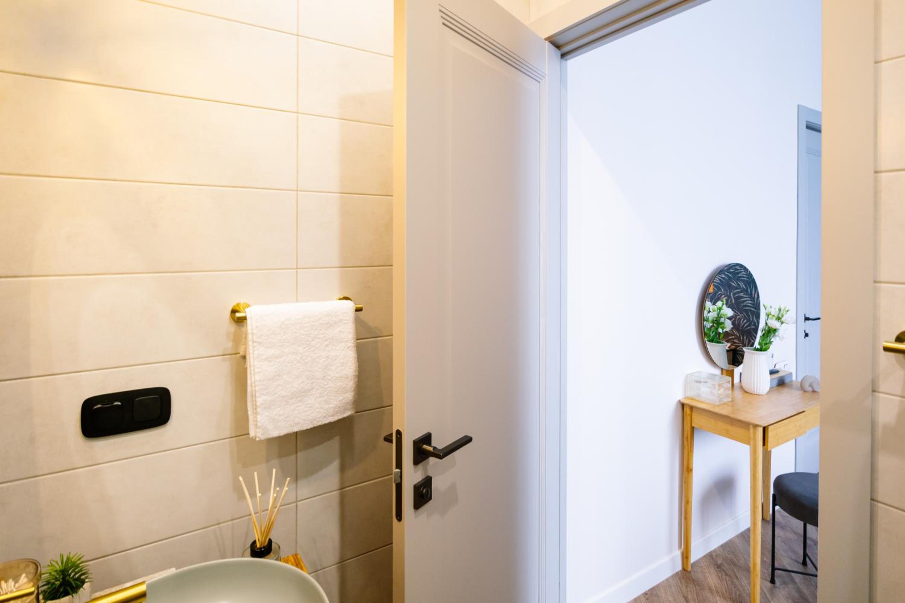 hotelise I Penthouse Apartment
