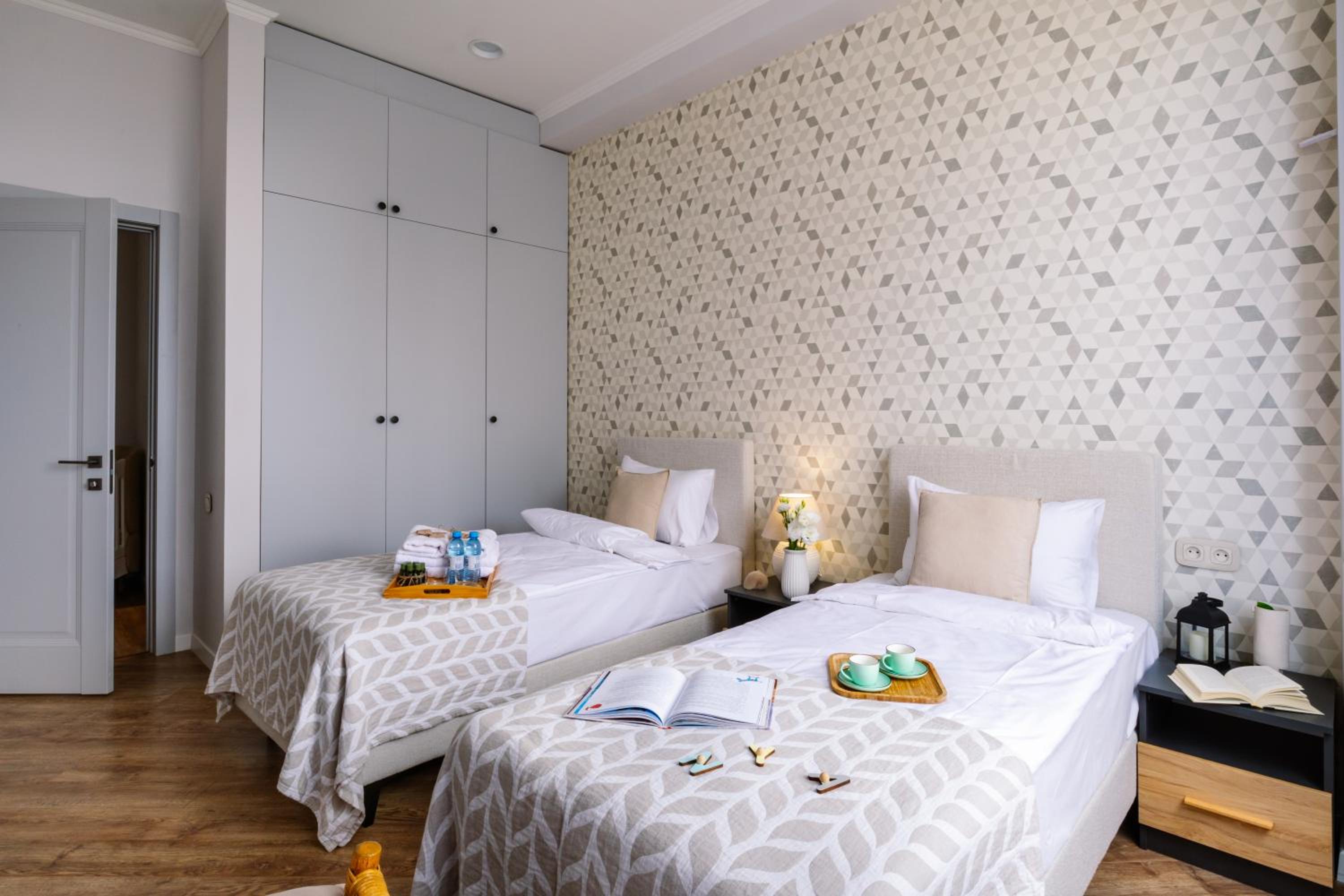 hotelise I Penthouse Apartment