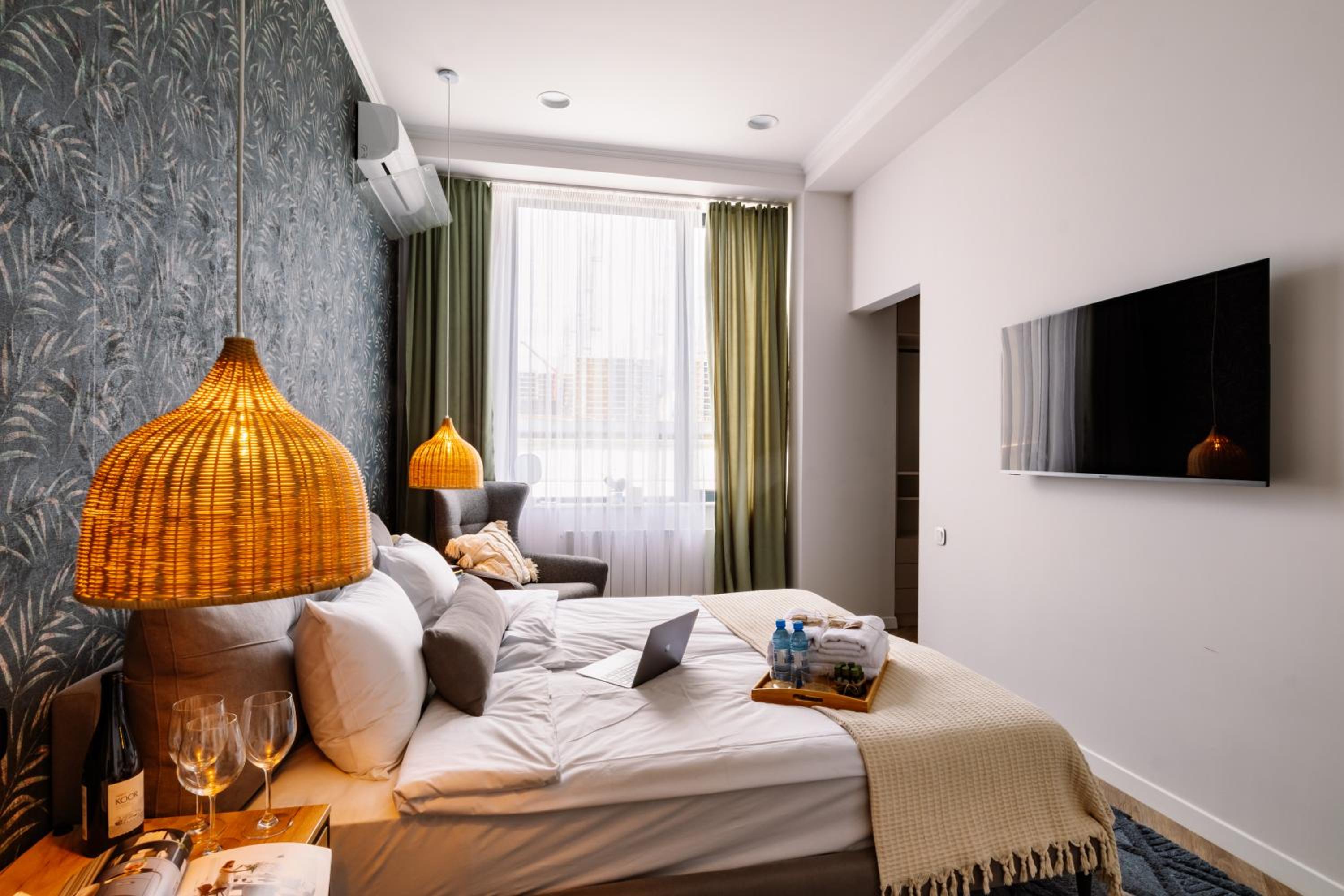 hotelise I Penthouse Apartment