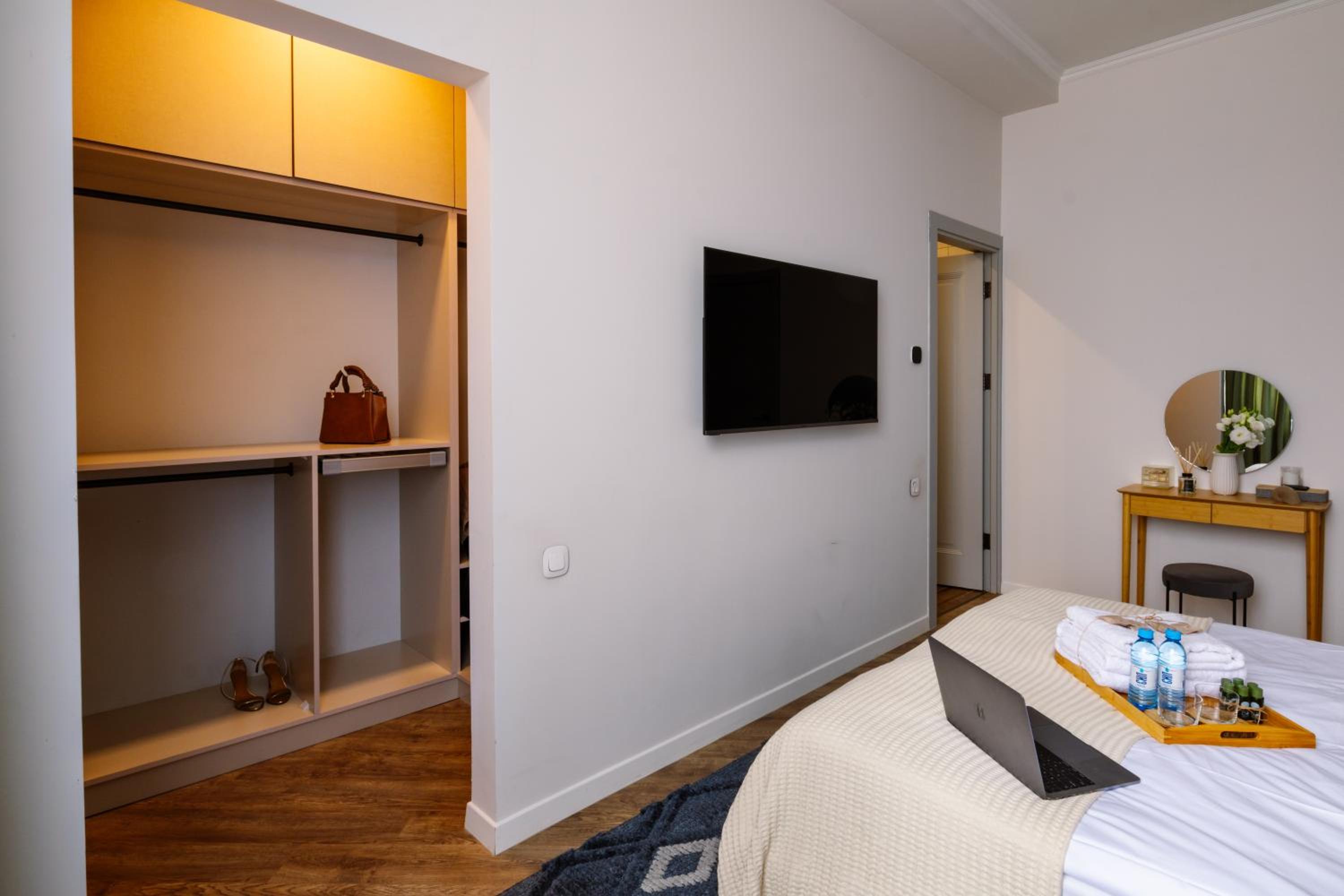 hotelise I Penthouse Apartment