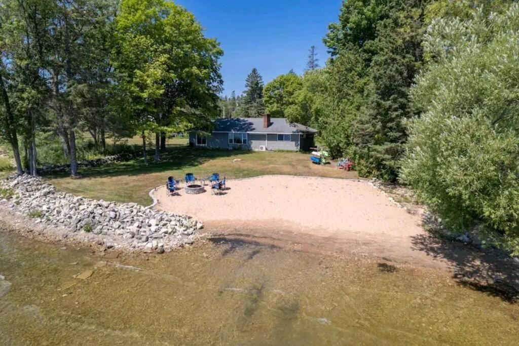 Beautiful home on Lake Michigan, near Escanaba view 3