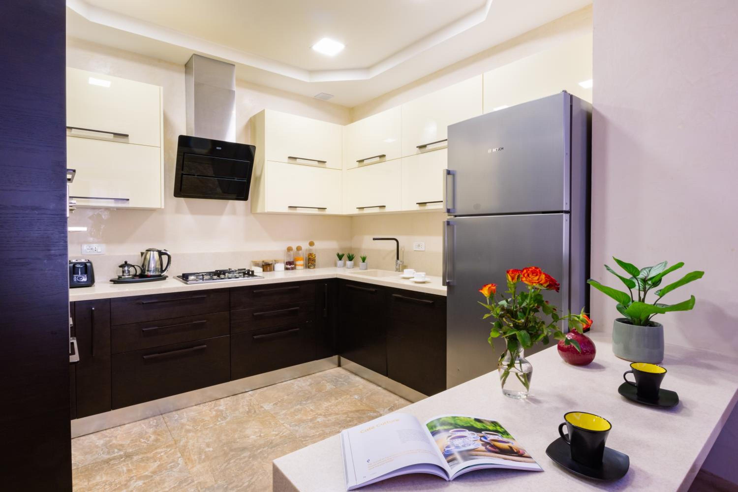 hotelise I The Paragon Apartment