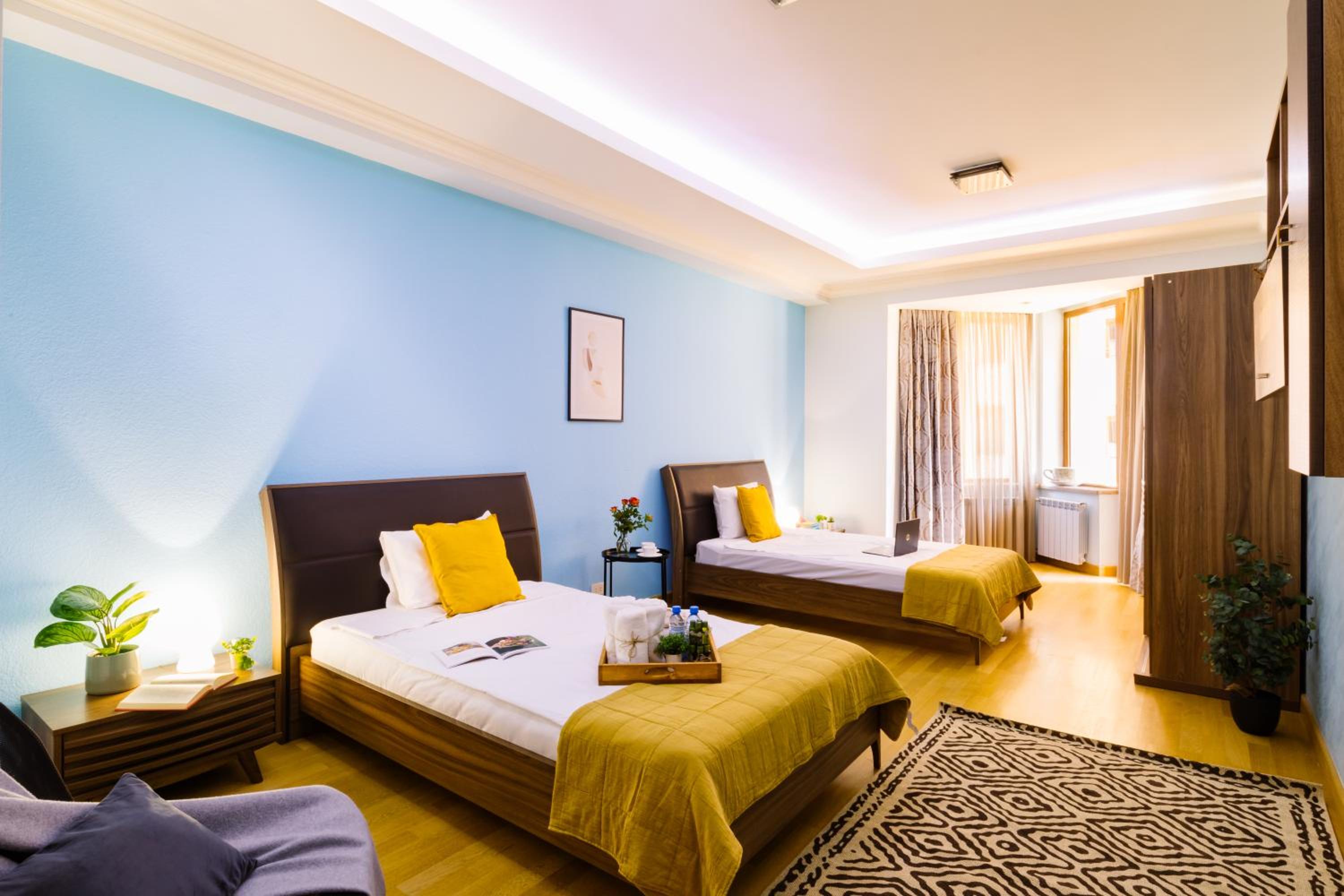 hotelise I The Paragon Apartment