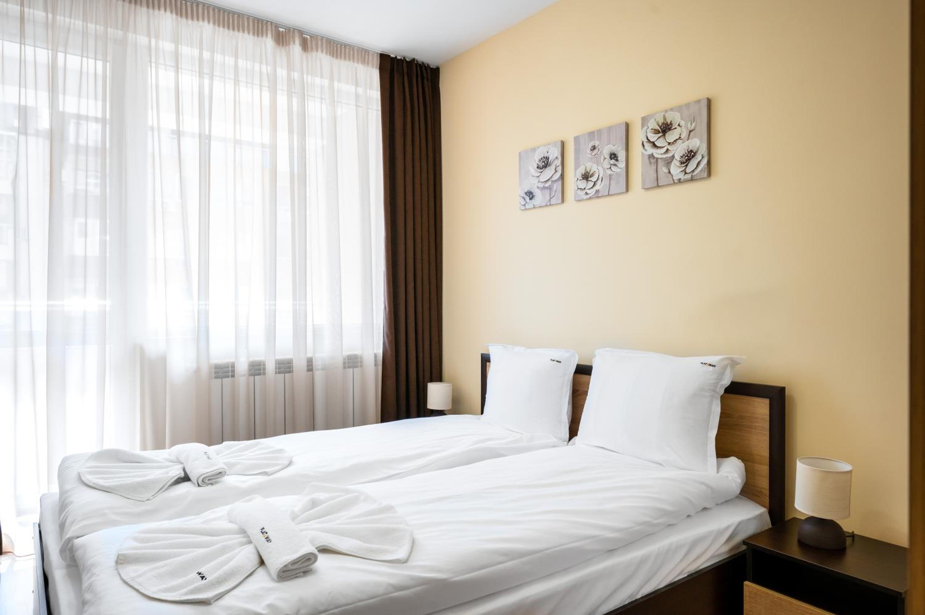 Private Apartment with Balcony in Sofia Center