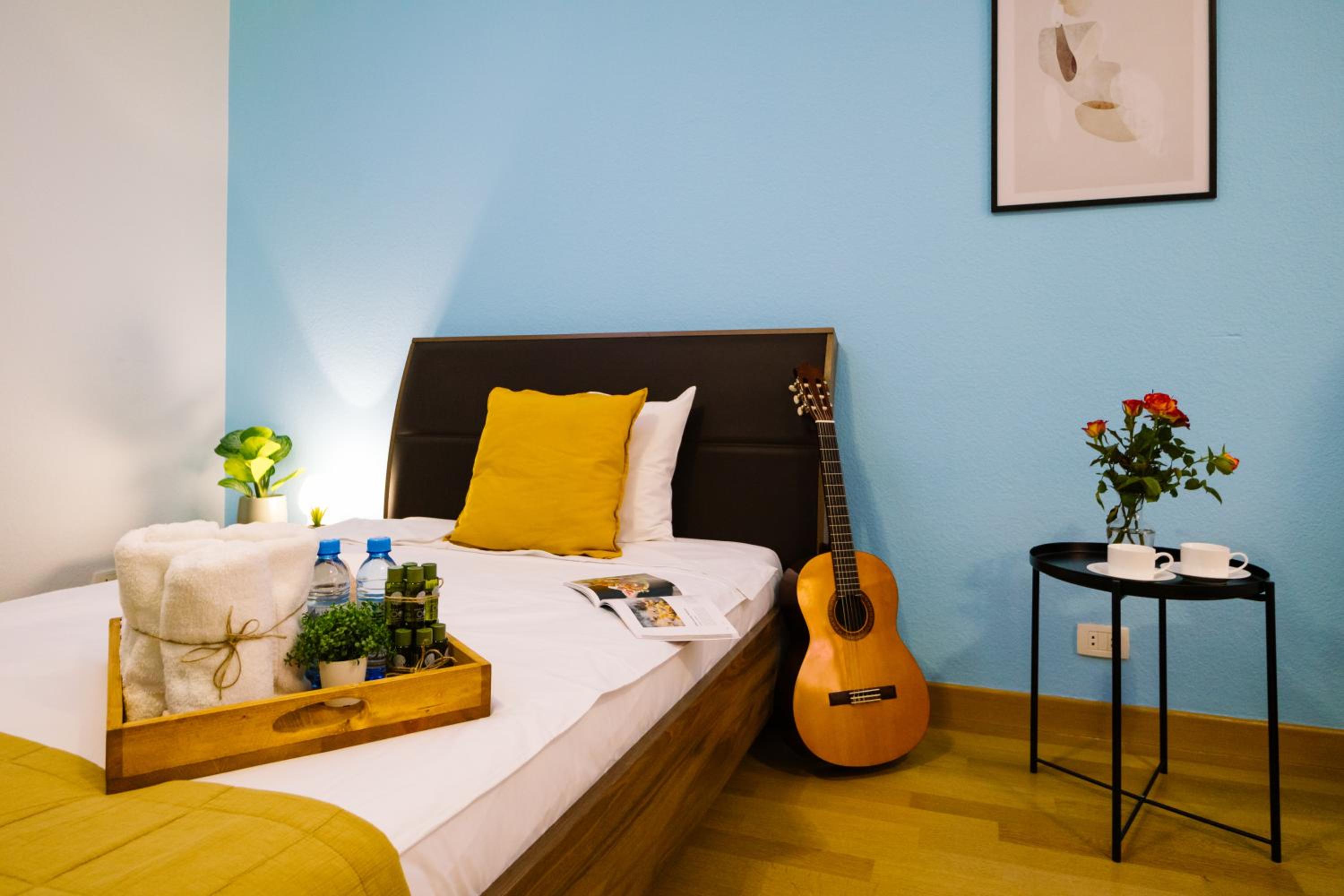 hotelise I The Paragon Apartment