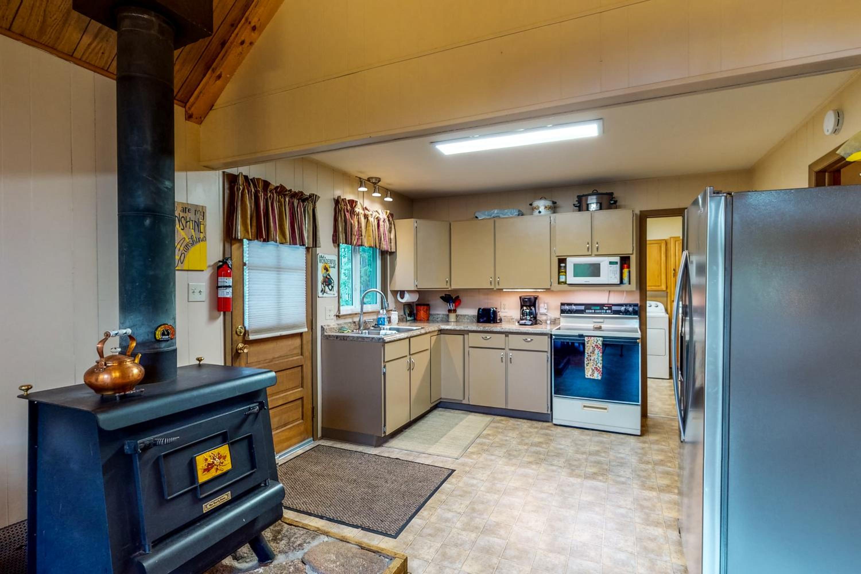 Deck and Mtn Views! Family A-Frame Cabin in Bailey