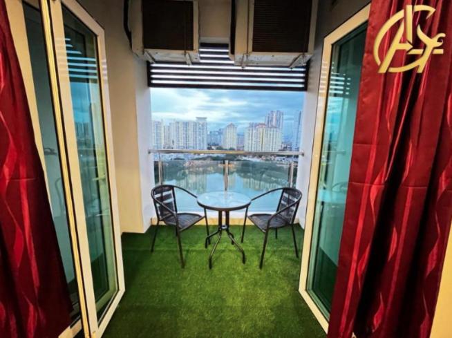 Honeymoon Suite By A Legacy Hotel - KLCC Lake View