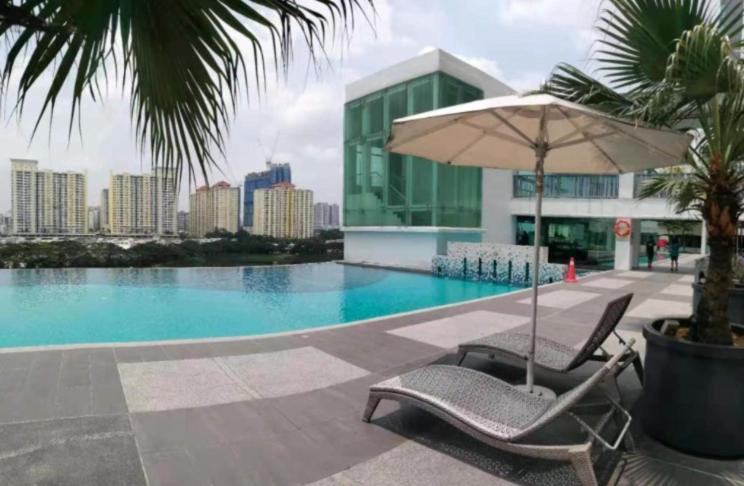 Honeymoon Suite By A Legacy Hotel - KLCC Lake View