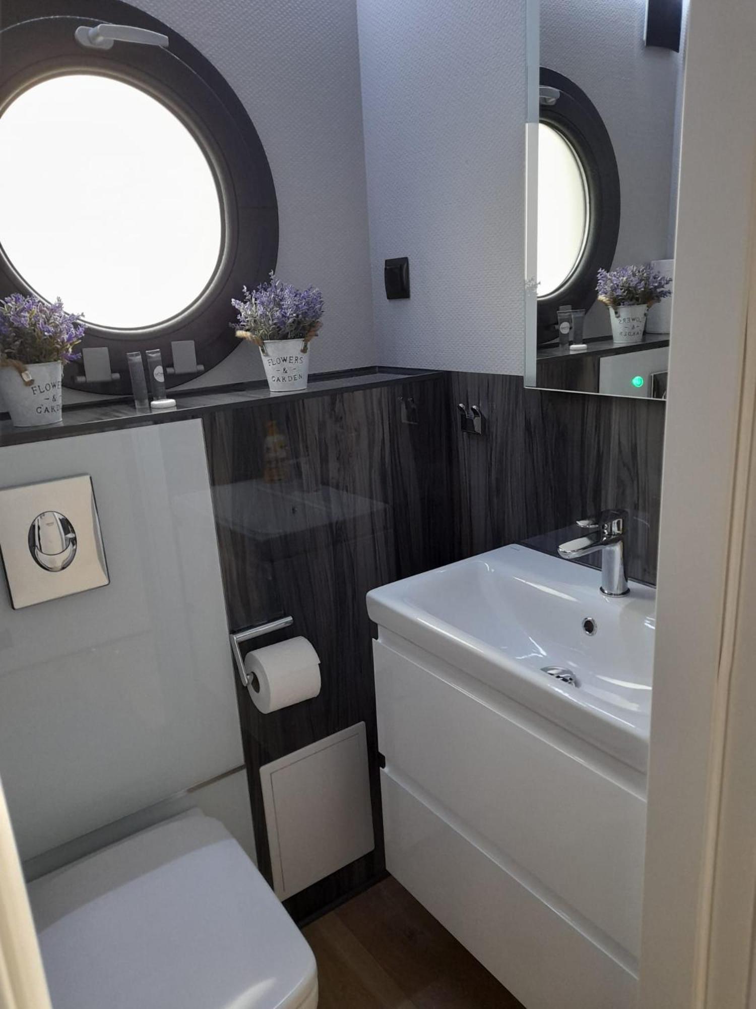 Hausboot La Mare Seeblick