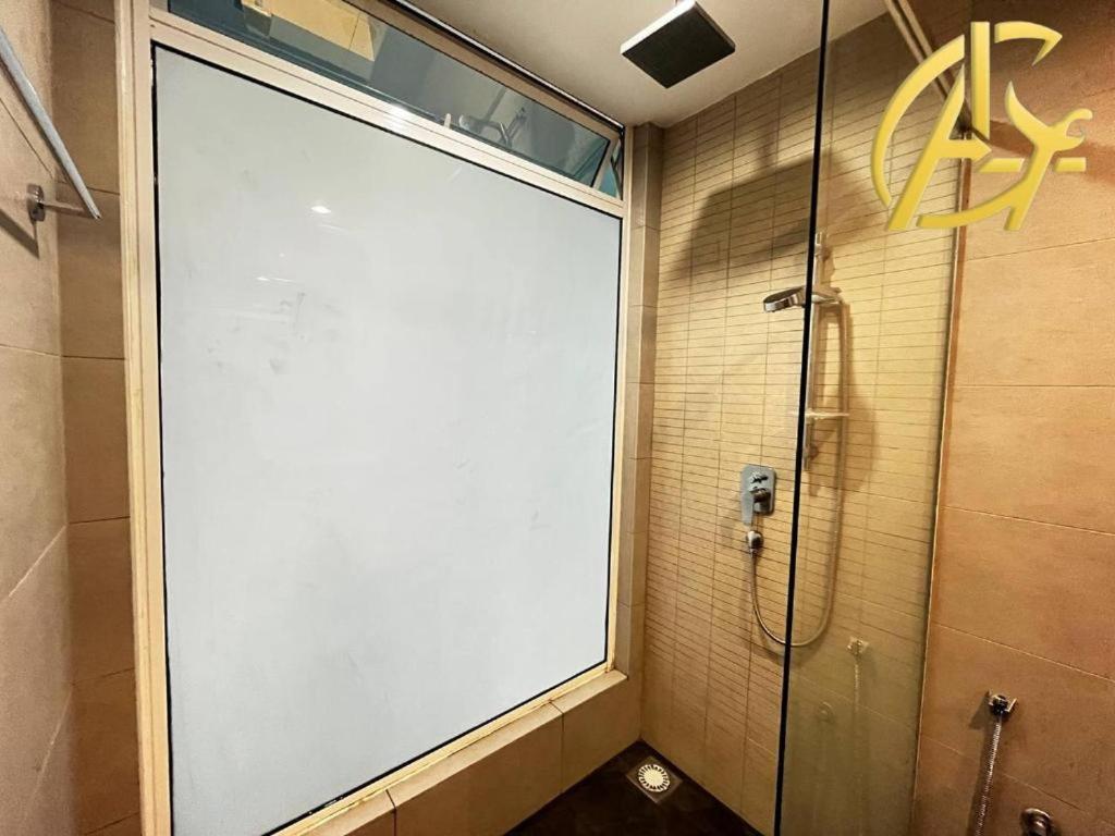 Honeymoon Suite By A Legacy Hotel - KLCC Lake View