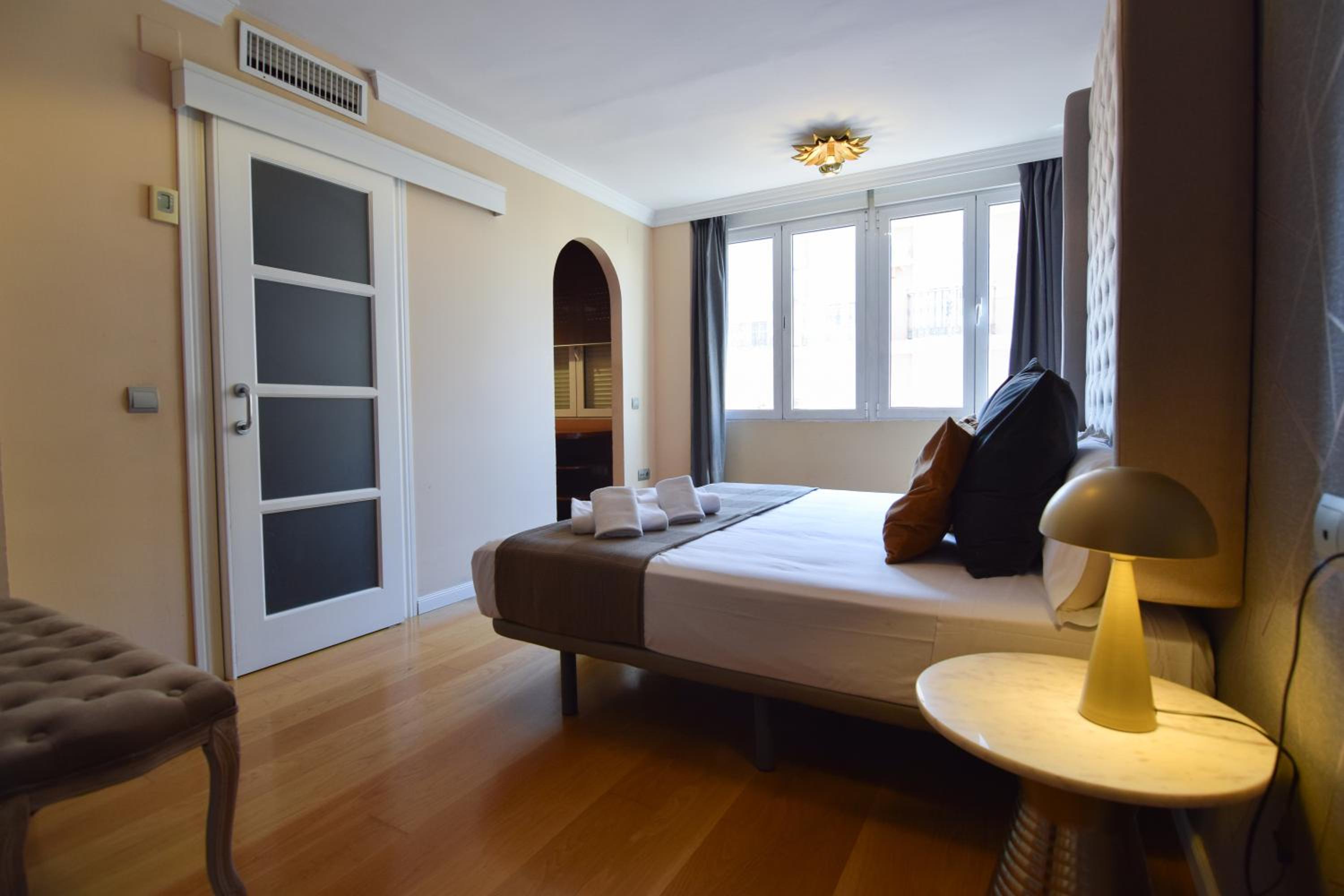 Cremades Duke Apartment