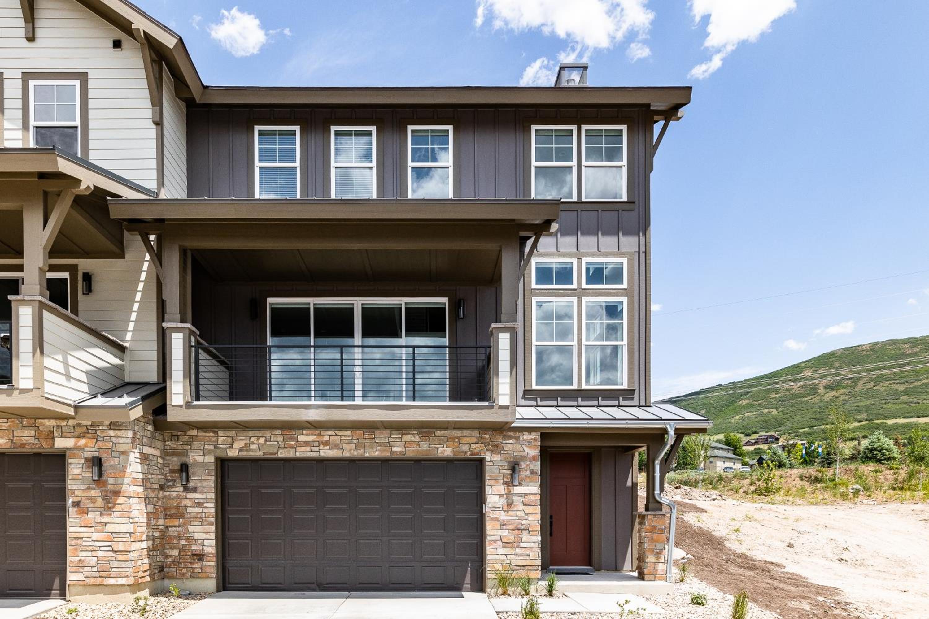 Modern Mountain Retreat