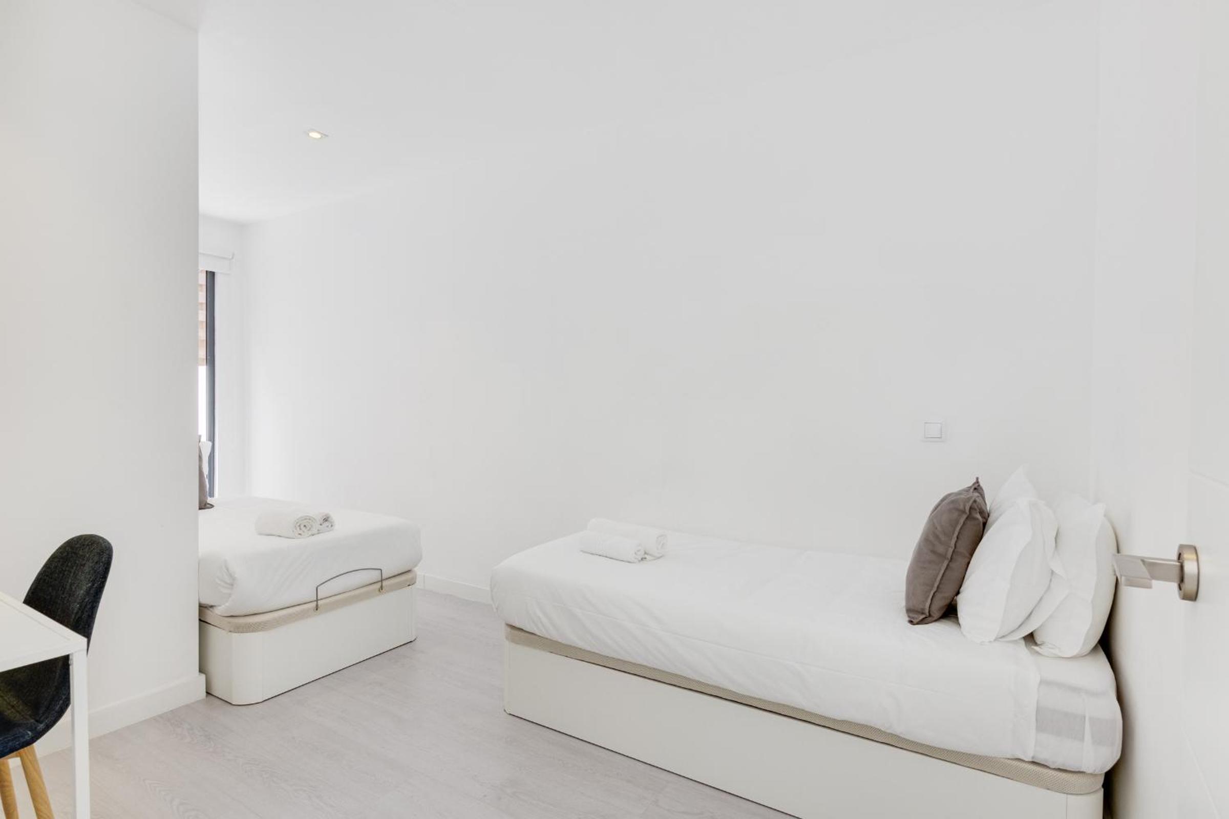 Alcantara Charm 3BR Apartments view 5