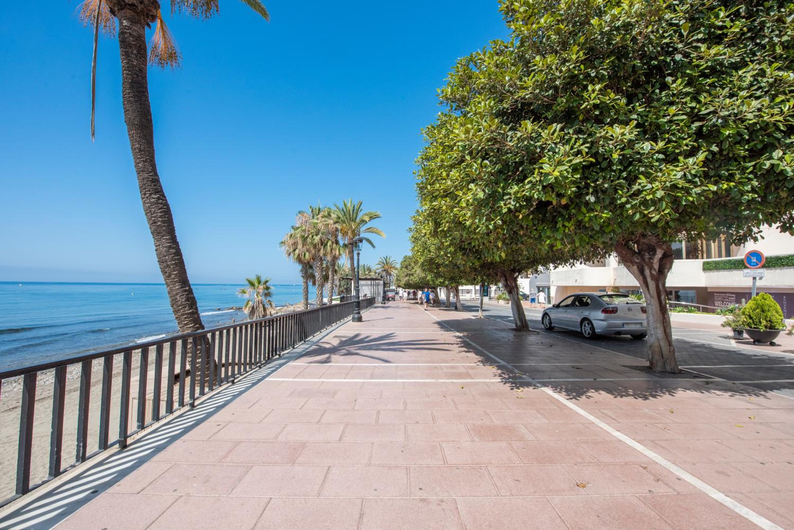 Front line beach in Marbella