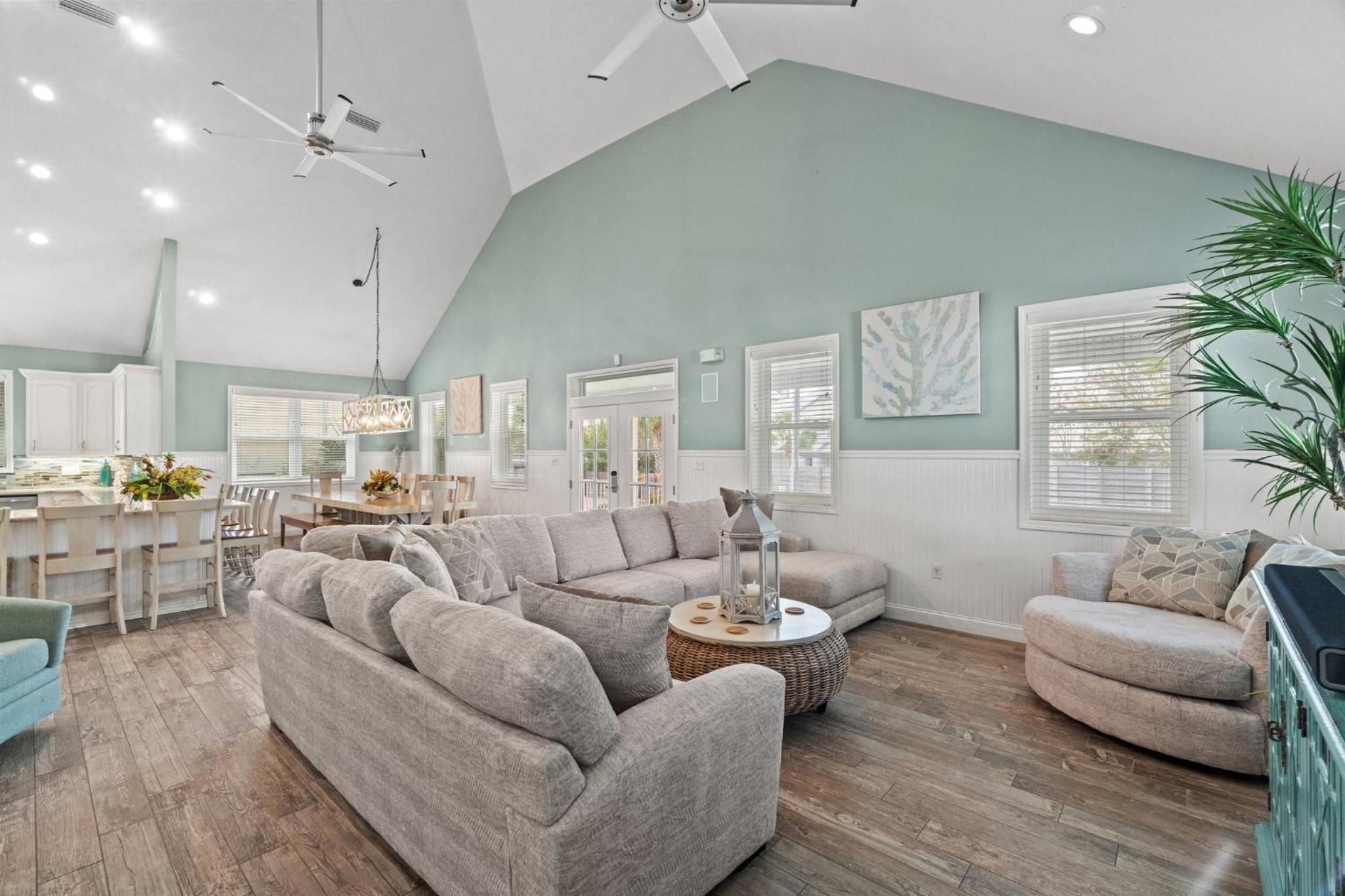 Forever Coastal With Game Room And Private Beach