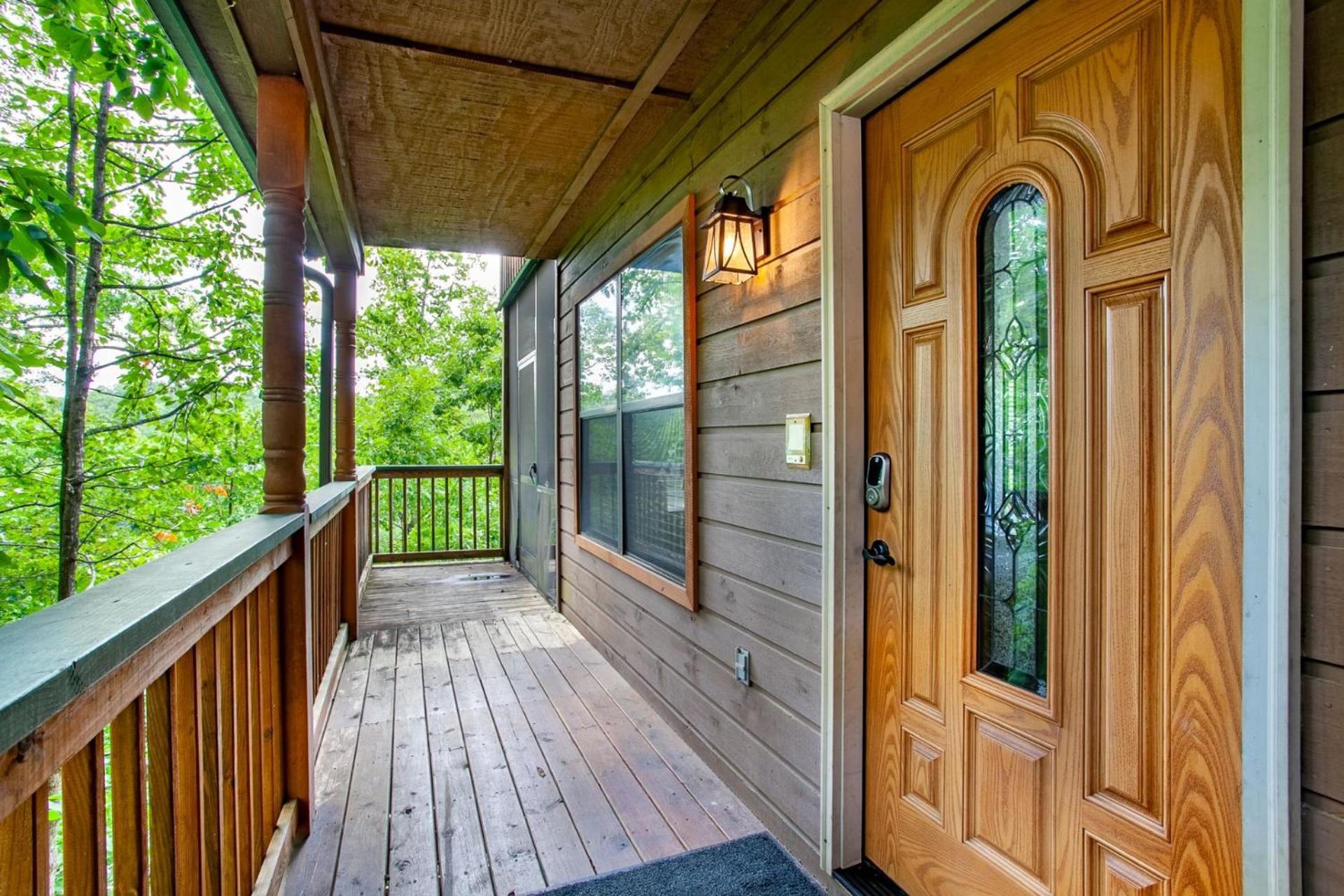 Eagle's Landing cabin view 4