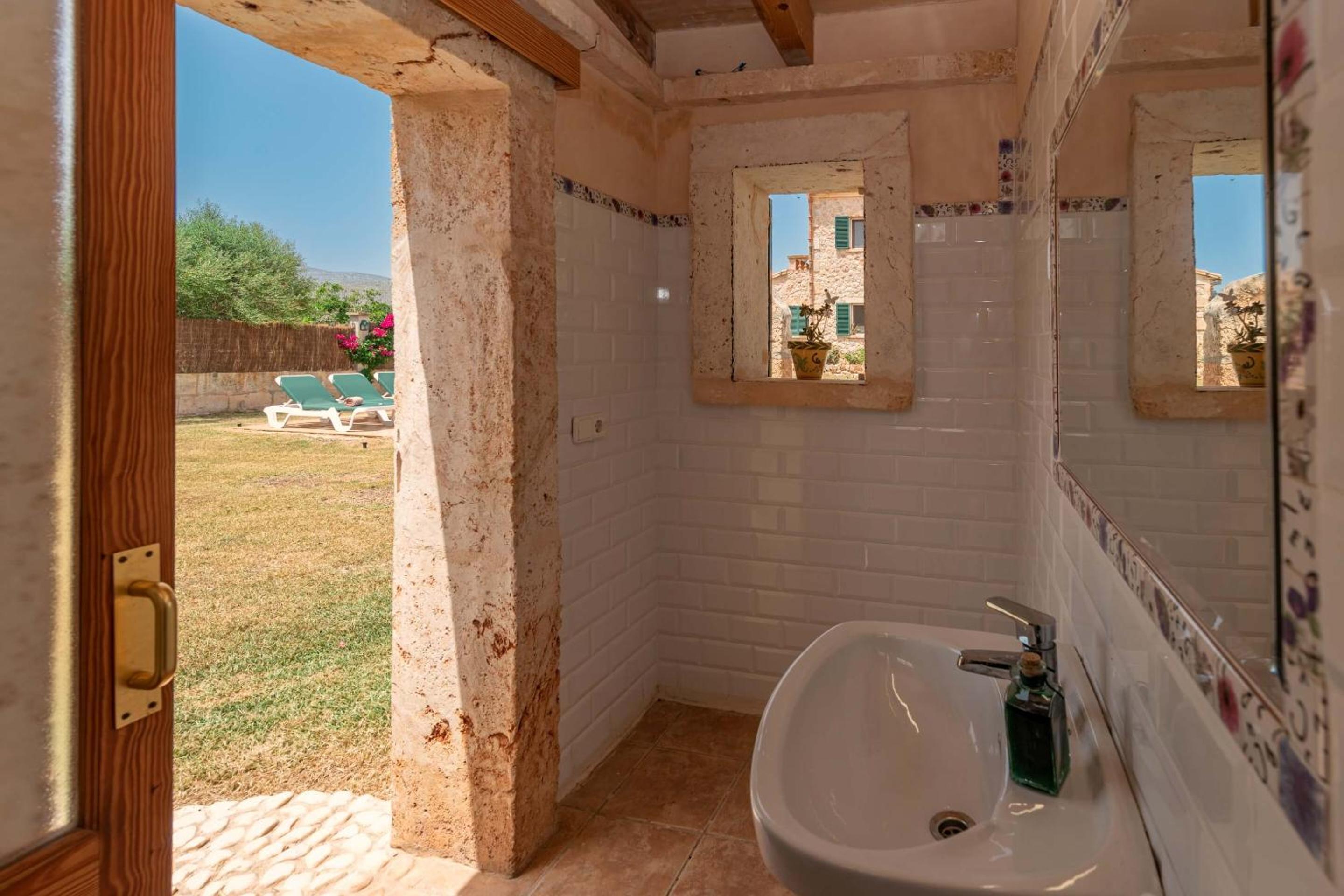 Villa Els Amatllers by Sealand Villas