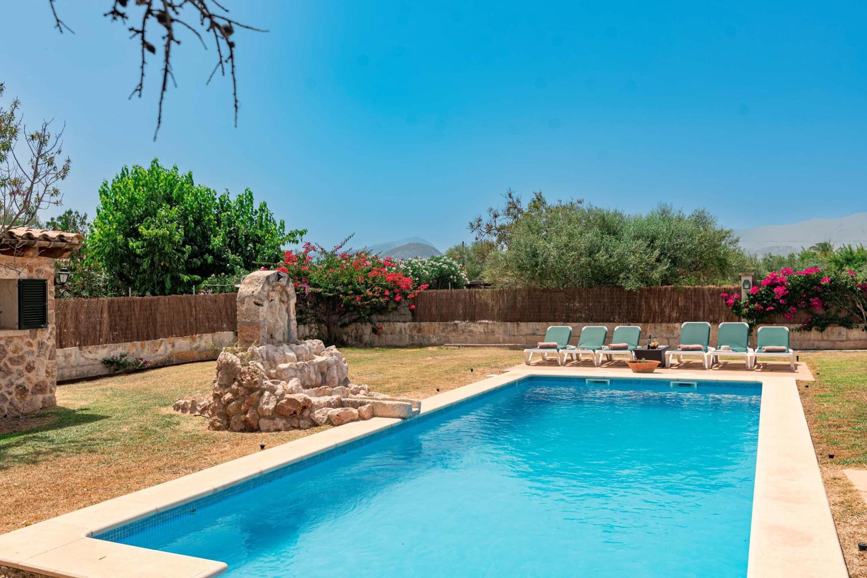Villa Els Amatllers by Sealand Villas