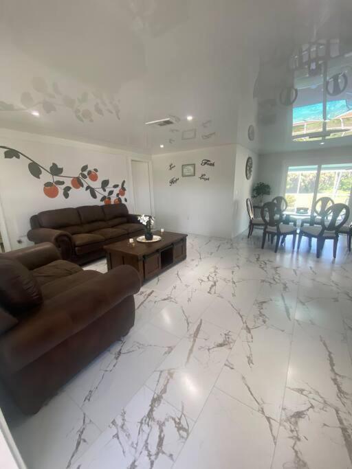 House paradise with pool view 5