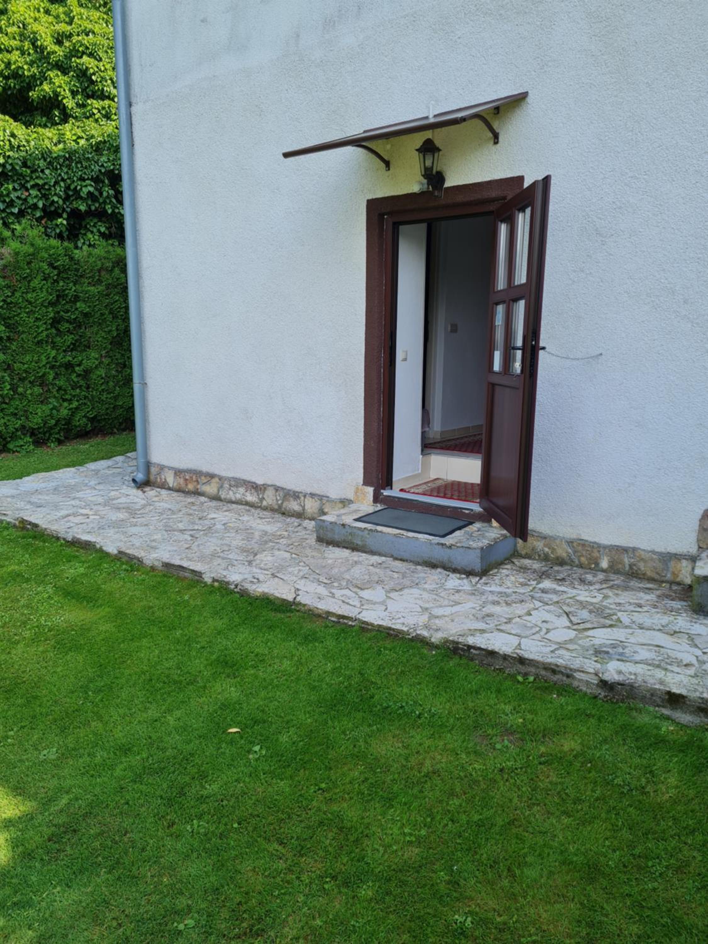 Photo 36