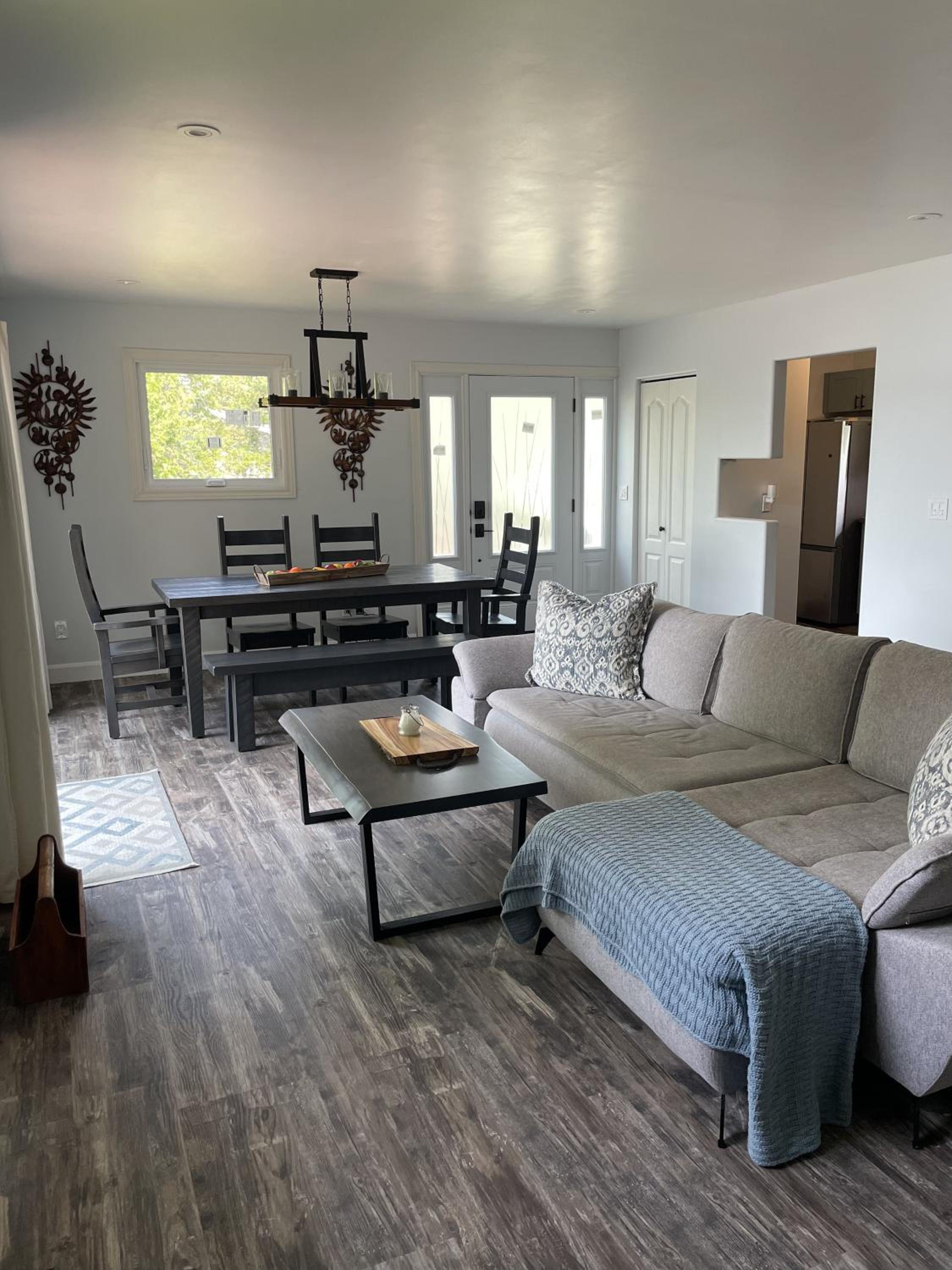 Modern, Sunset Waterfront Cottage with EV Charger