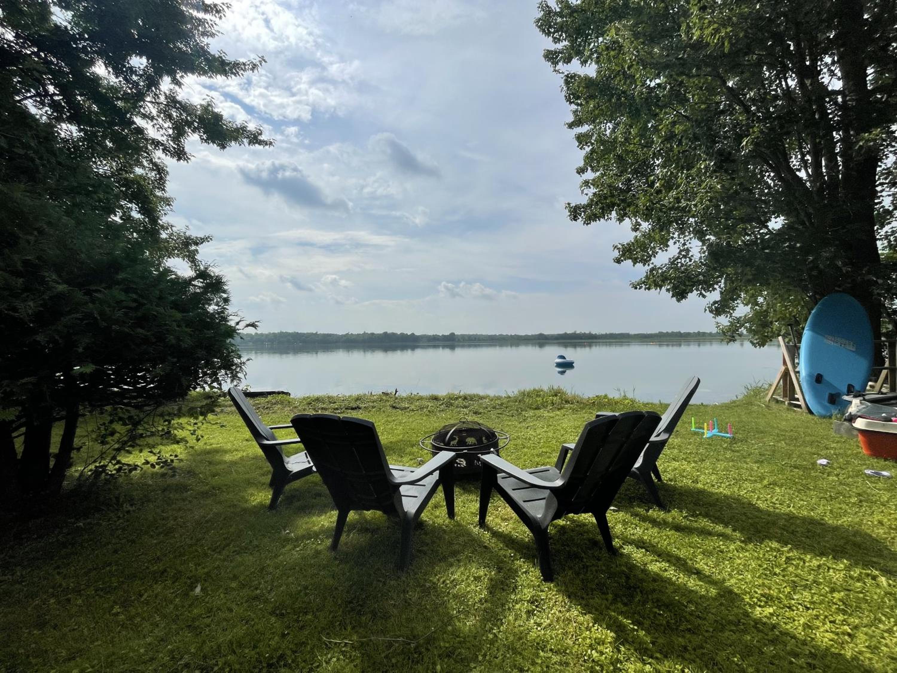 Modern, Sunset Waterfront Cottage with EV Charger