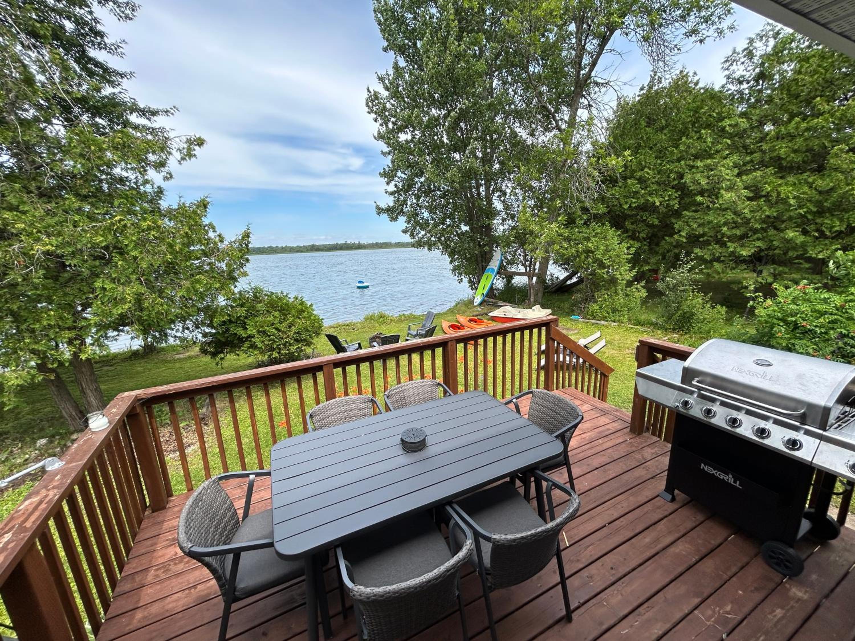Modern, Sunset Waterfront Cottage with EV Charger