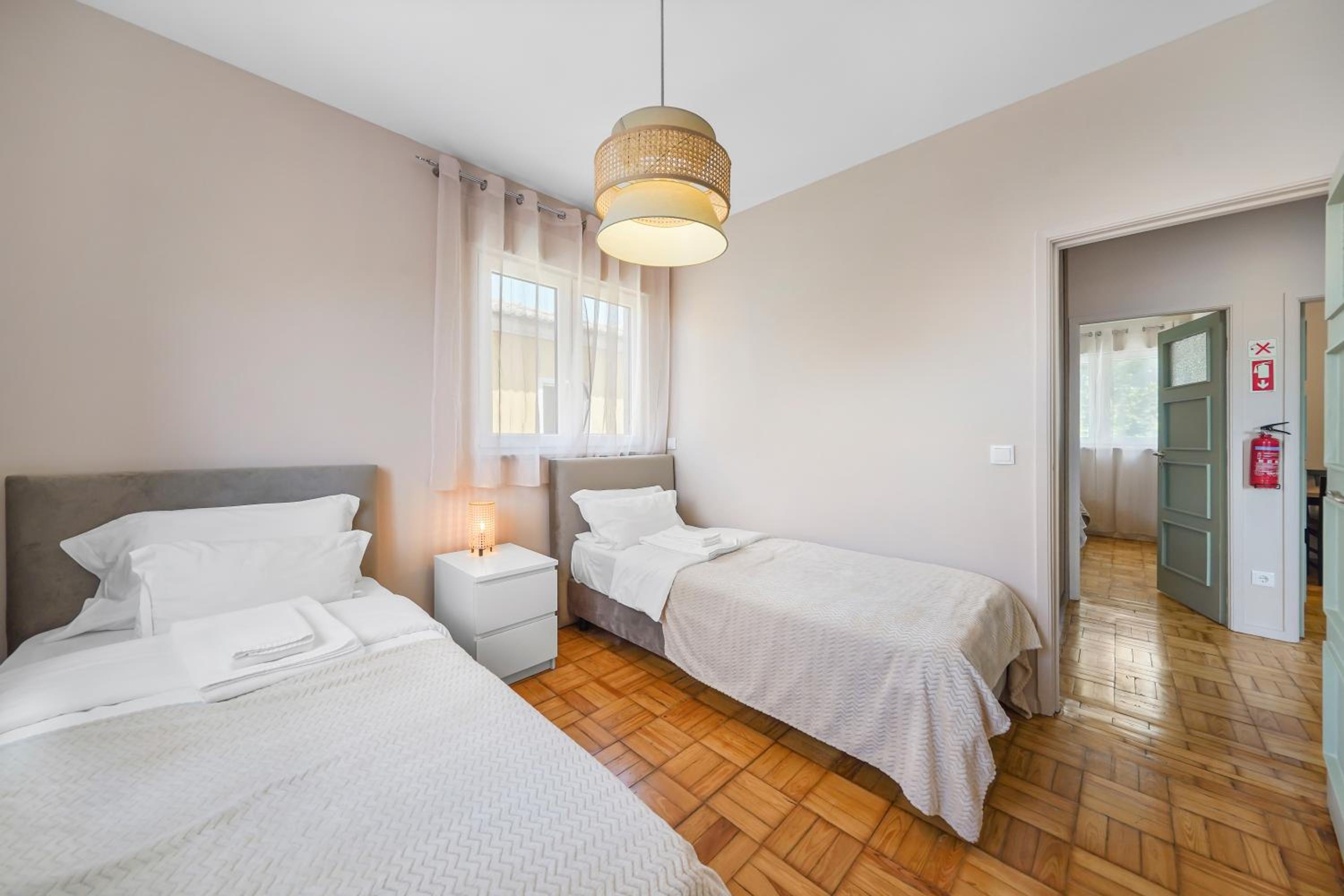 New Apartments Luiz I Bridge by Amber Star Rent view 5