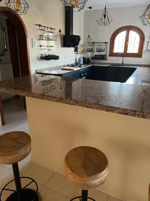 Luxe privé villa met zeezicht