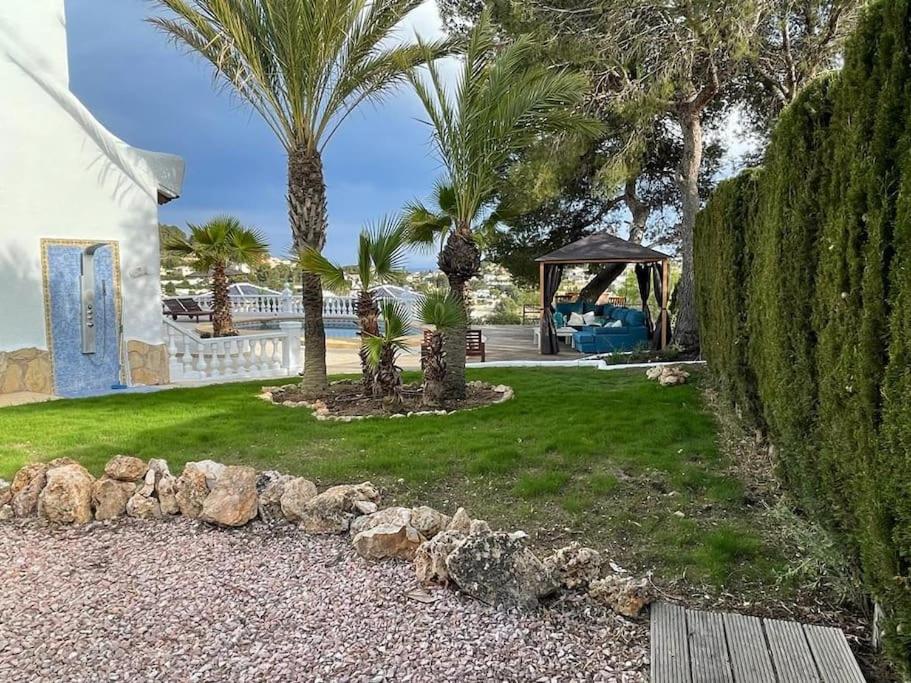 Luxe privé villa met zeezicht