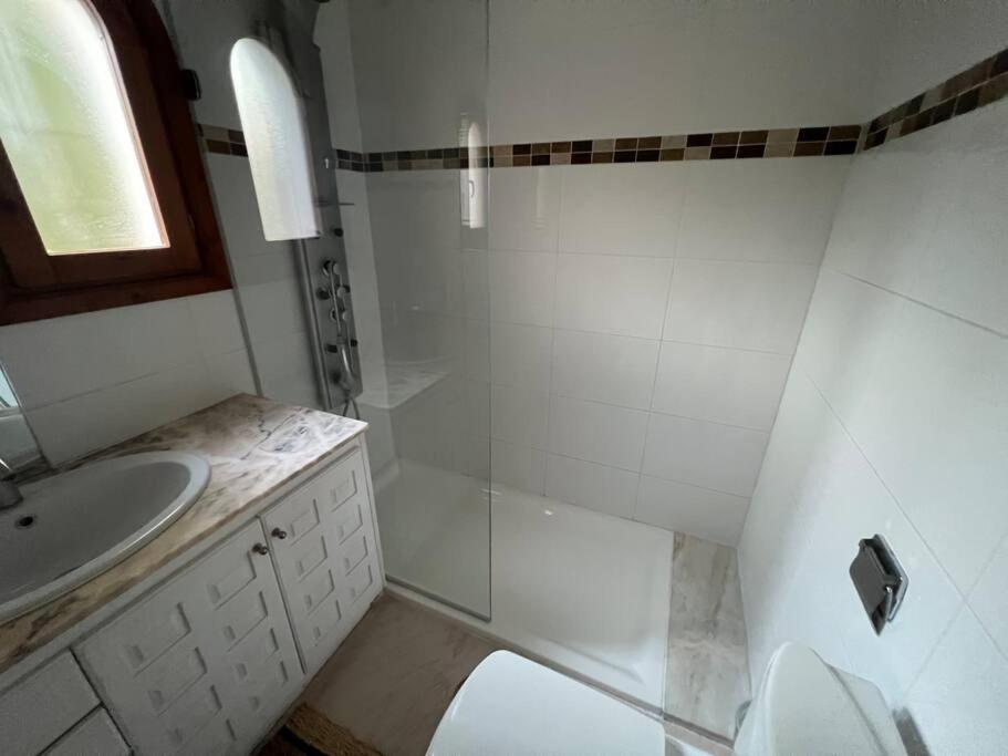Luxe privé villa met zeezicht