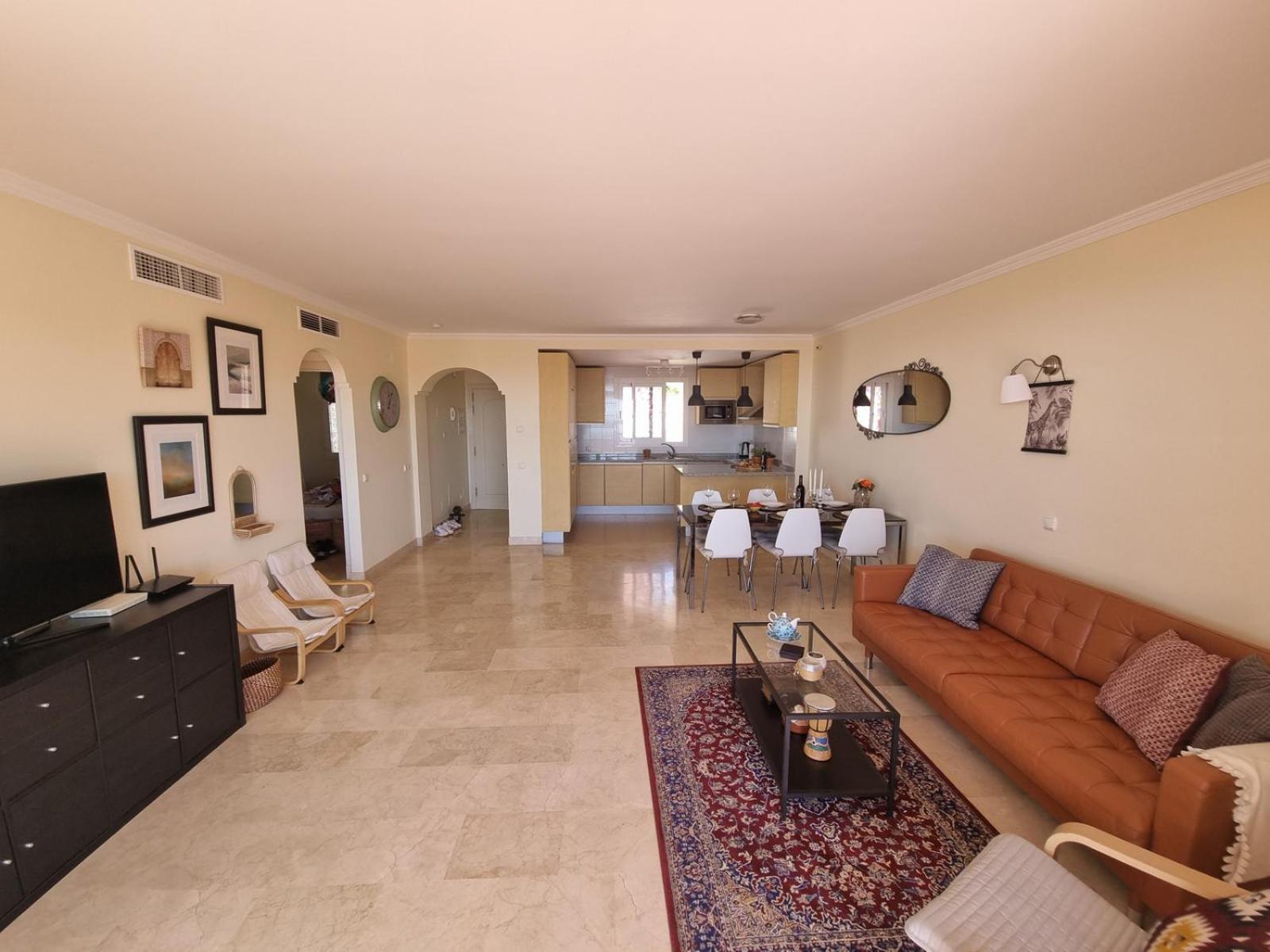 Elegant apartment with fantastic views At the top of Calahonda