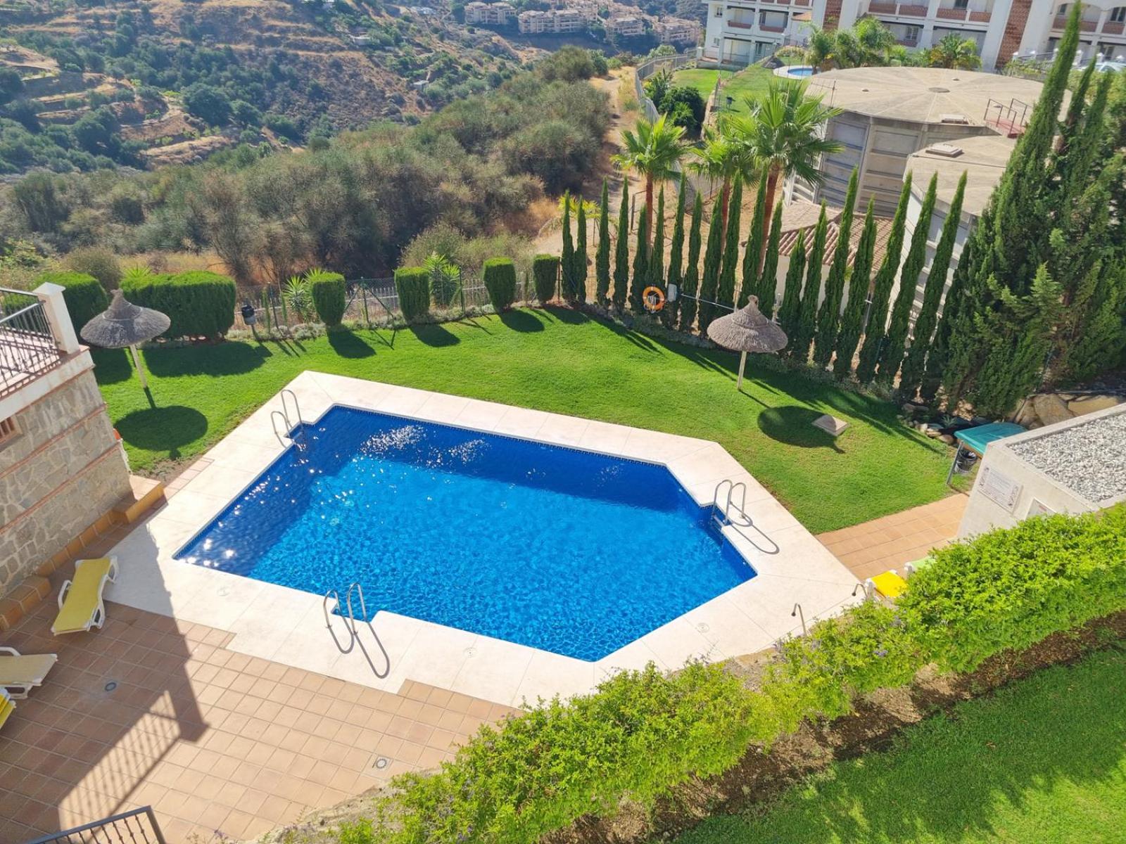 Elegant apartment with fantastic views At the top of Calahonda