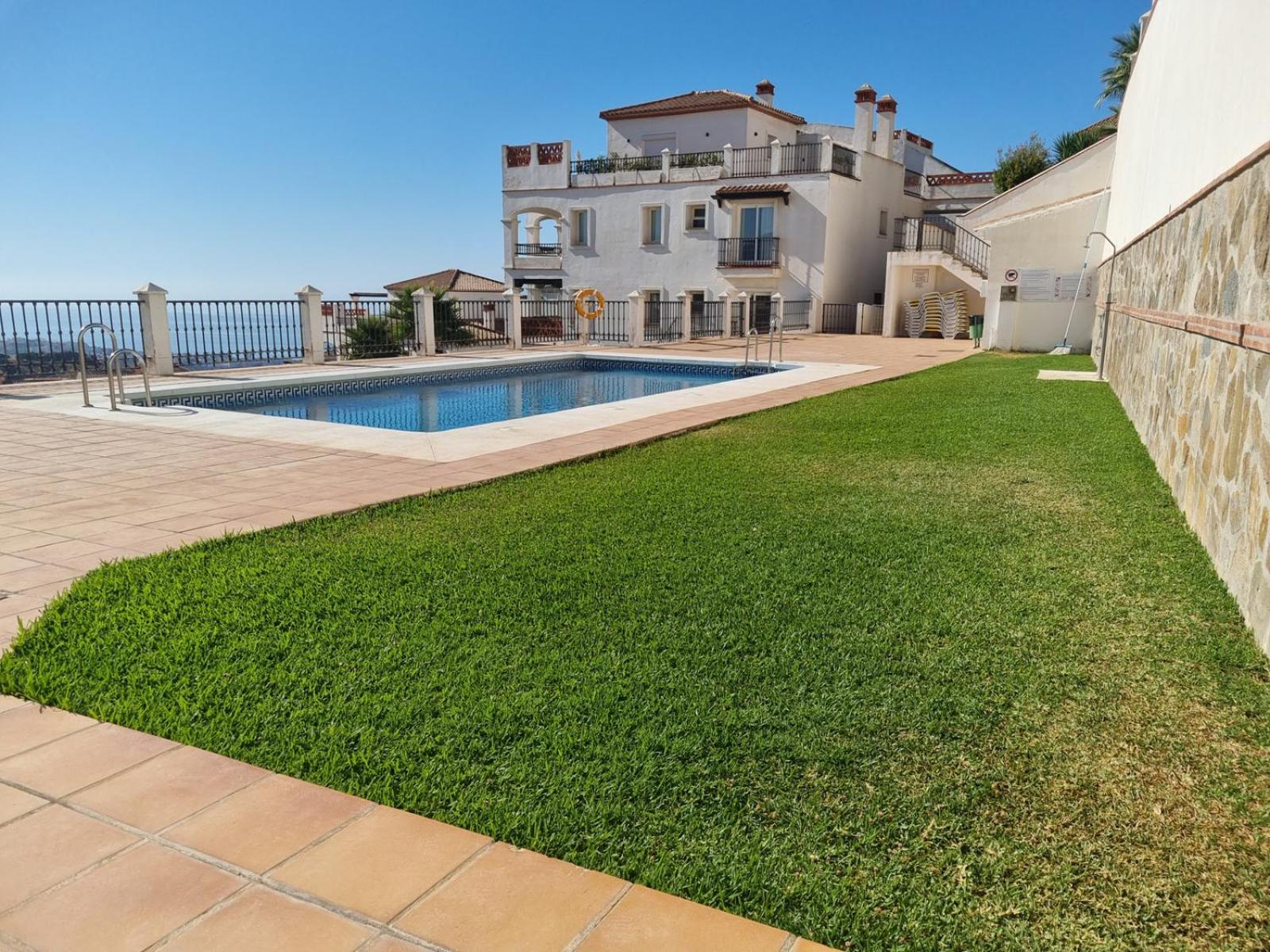 Elegant apartment with fantastic views At the top of Calahonda