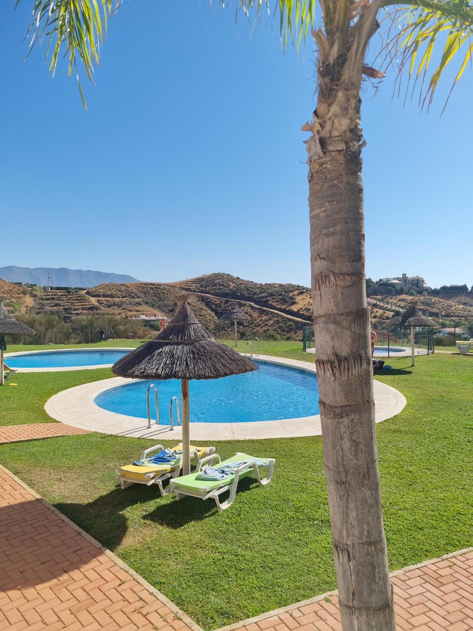 Elegant apartment with fantastic views At the top of Calahonda
