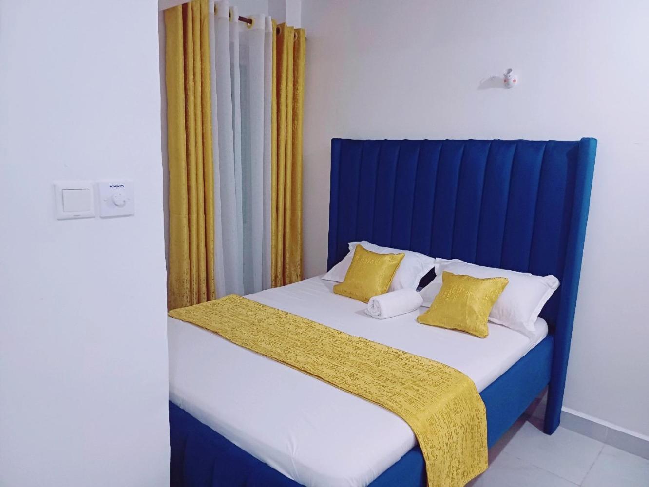 Cozy Spacious Newly Furnished Studio