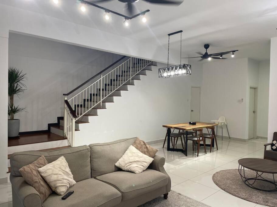 Spacious end lot house at Rini Homes photo 1