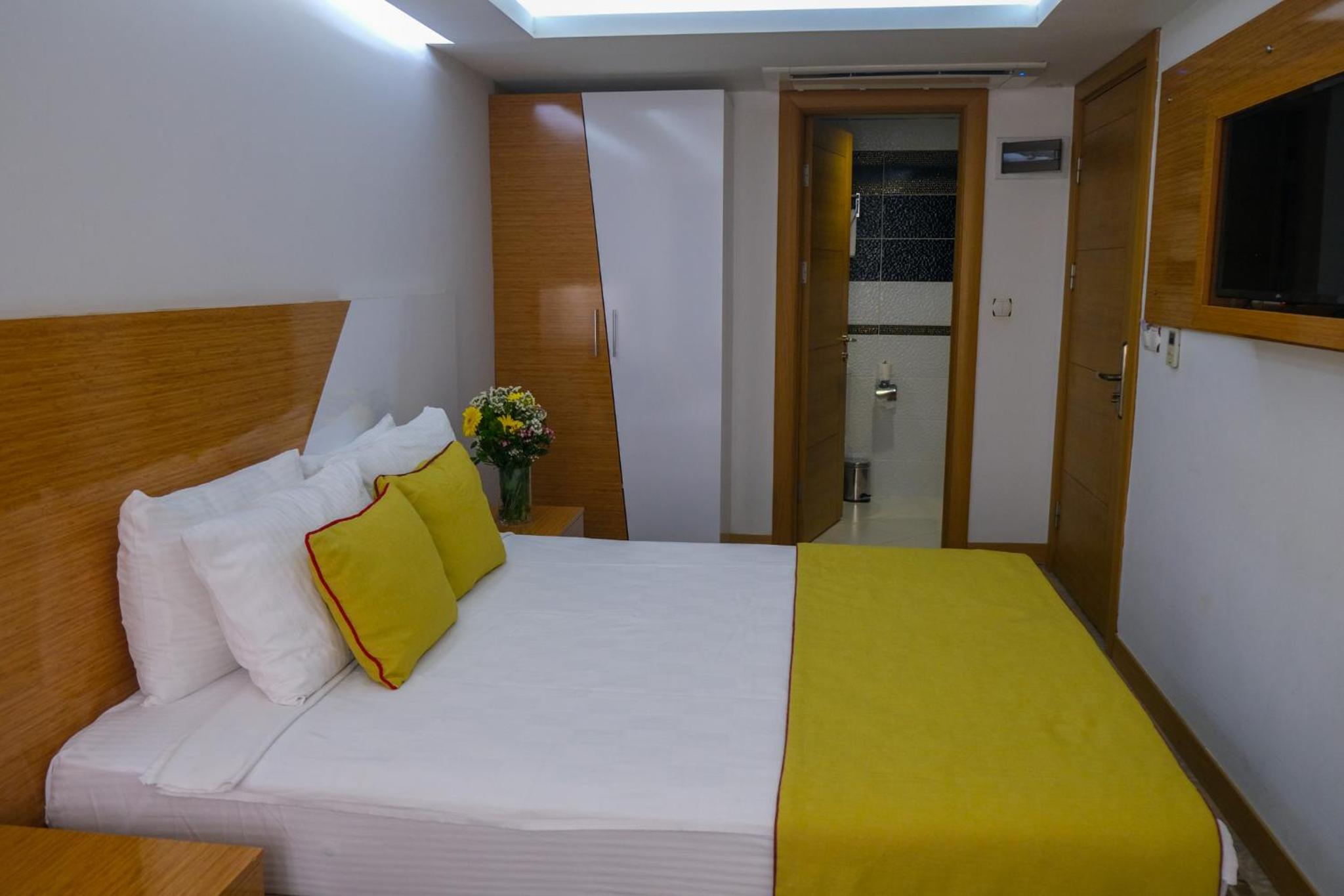 Bulvar Hotel - Image 30