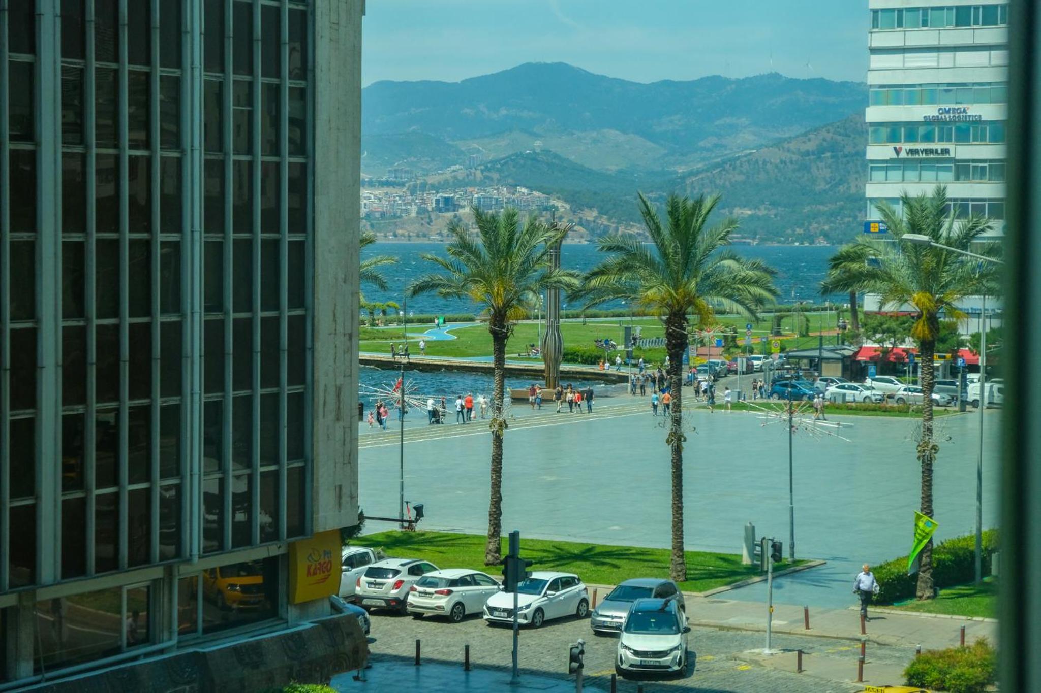 Bulvar Hotel - Image 35