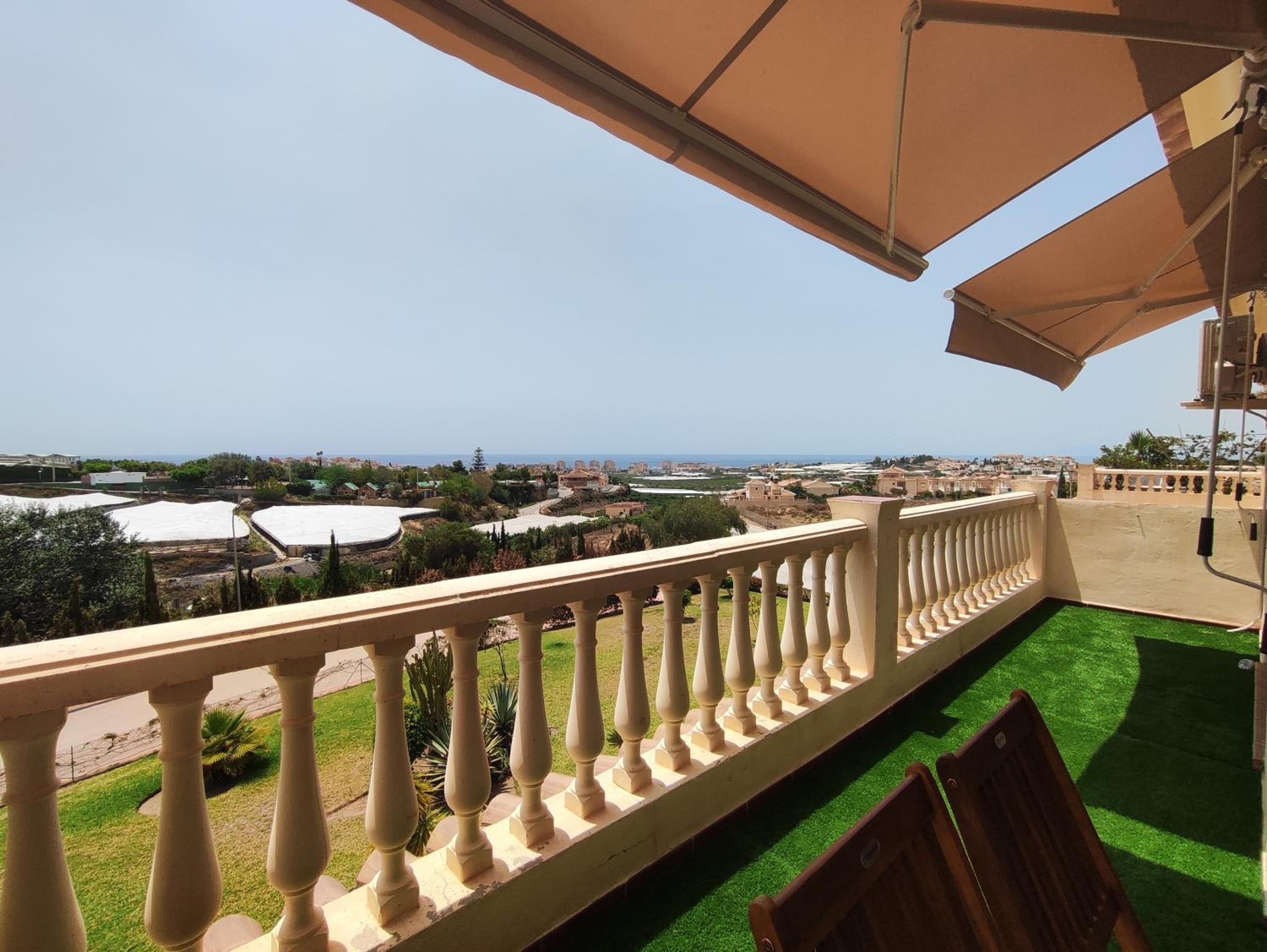 Sea and garden A95 photo 2