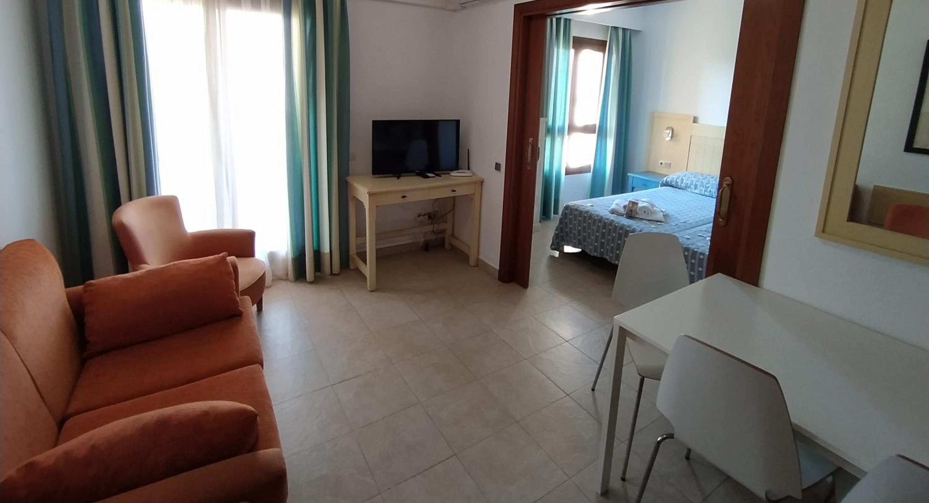 APARTAMENTO VISTAS JARDIN SEGUNDA PLANTA
