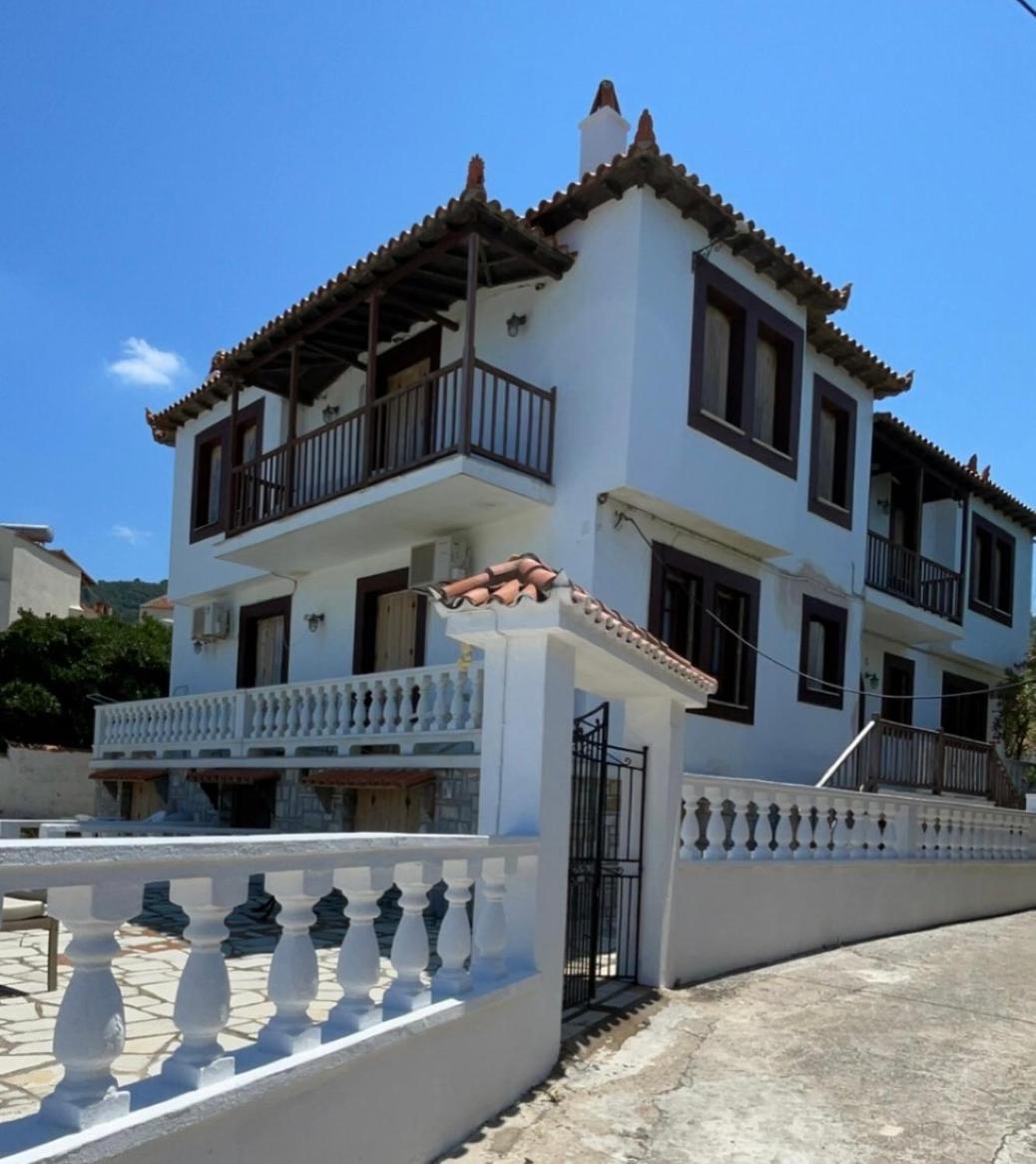 Villa Apostolis Studios view 3